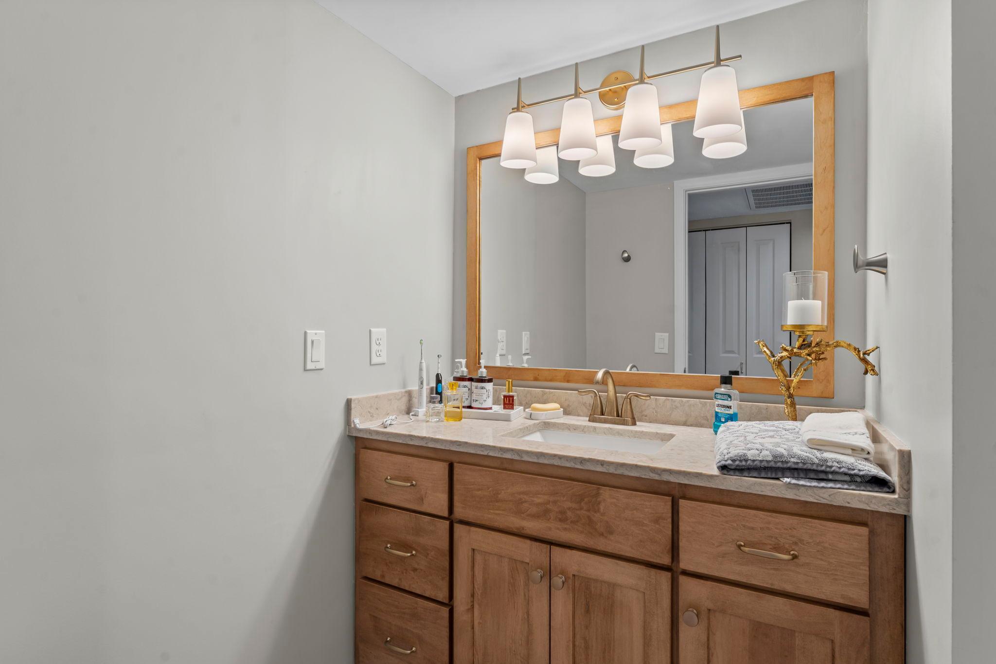 7500 Edinborough Way Unit: 3308