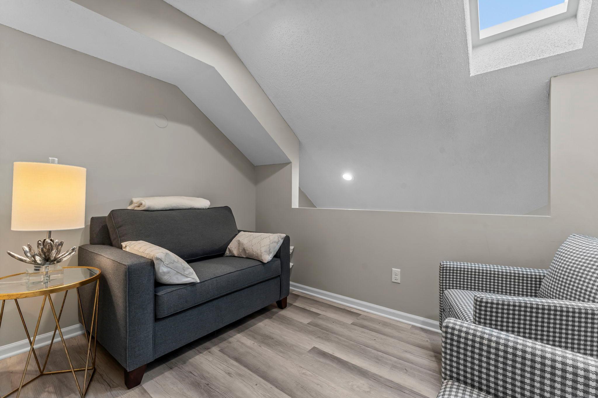 7500 Edinborough Way Unit: 3308