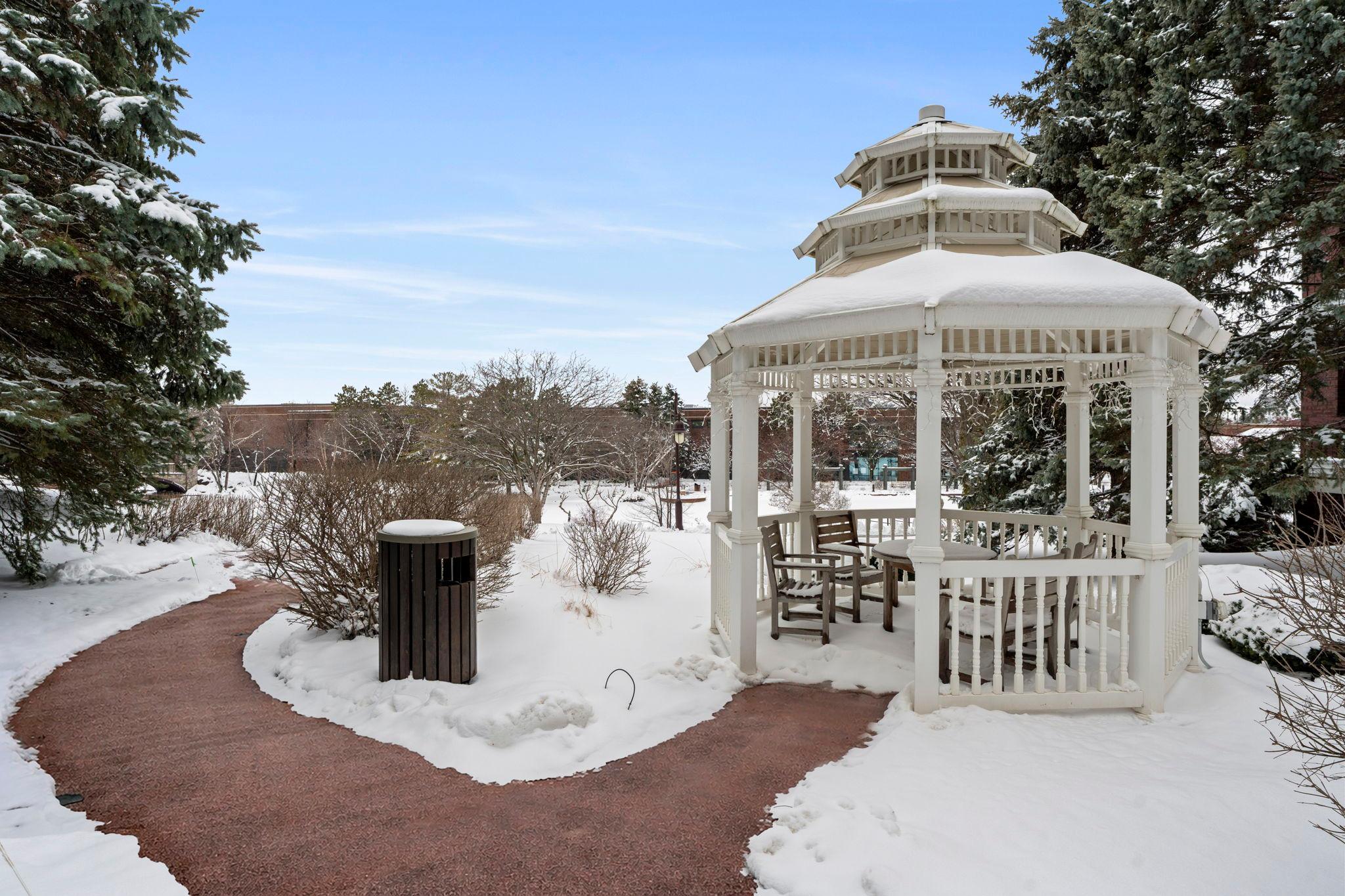 7500 Edinborough Way Unit: 3308