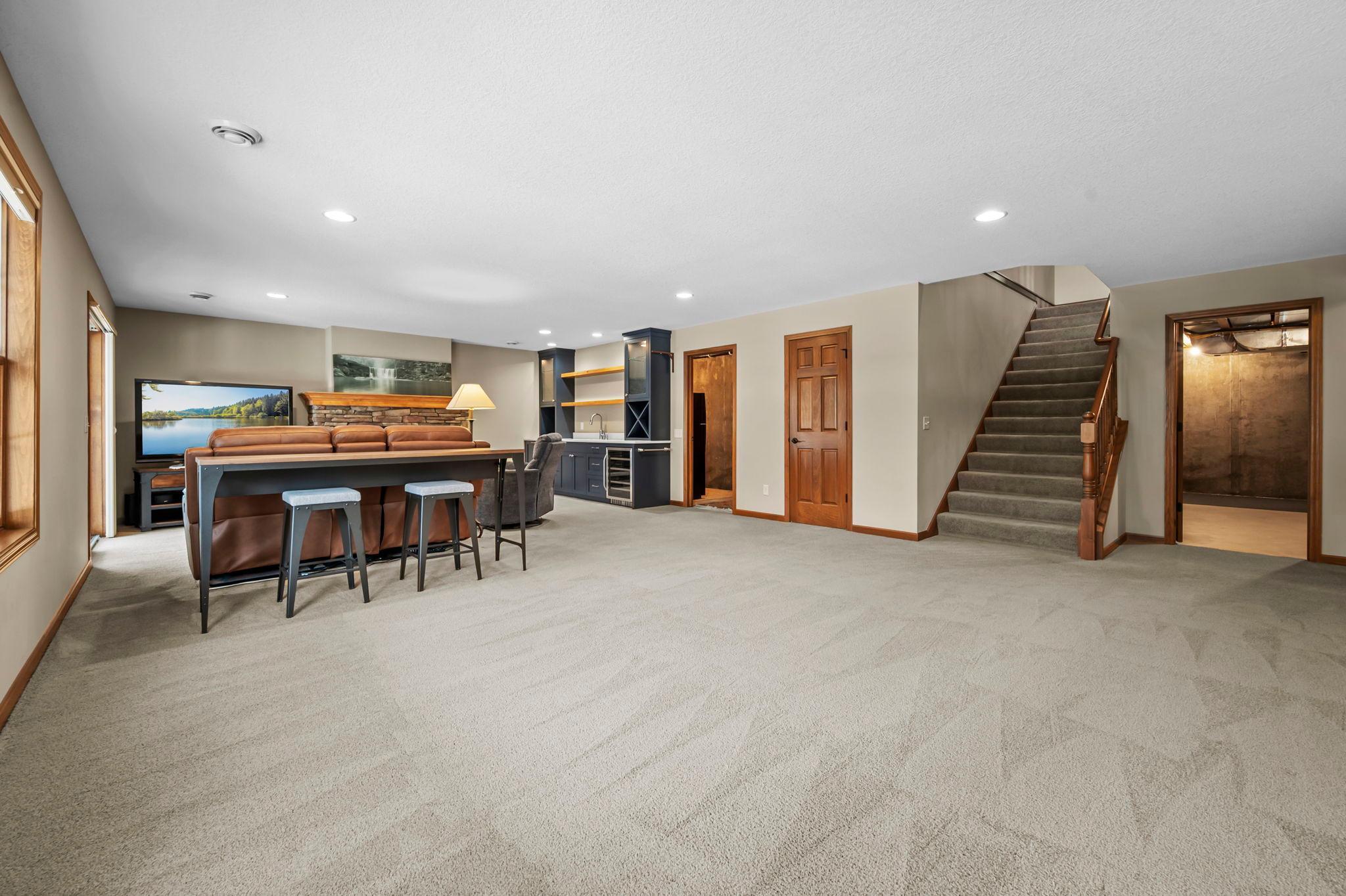 16908 E Lake Drive