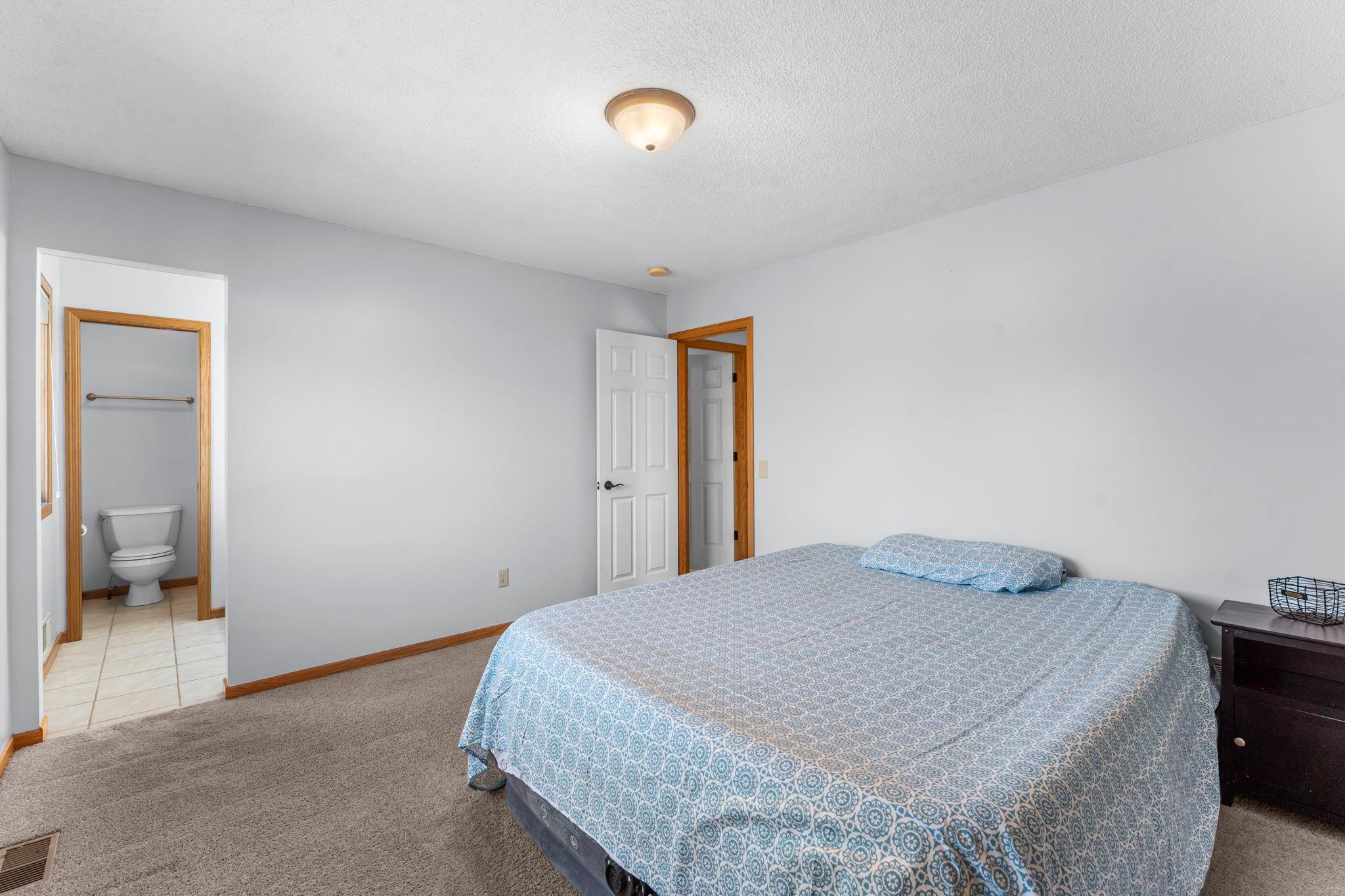 5413 186th Street W