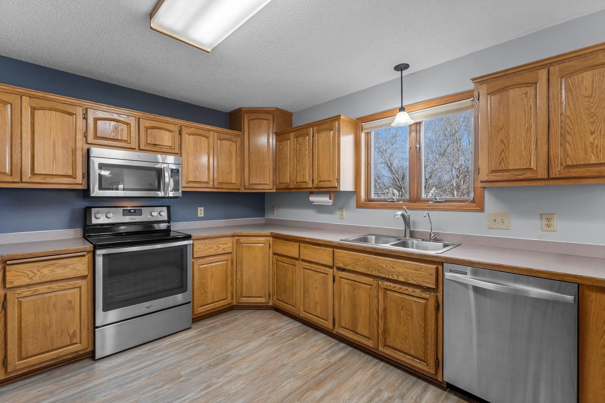 5413 186th Street W