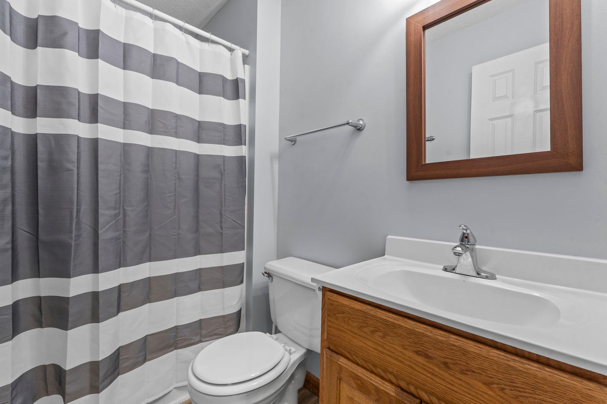 5413 186th Street W