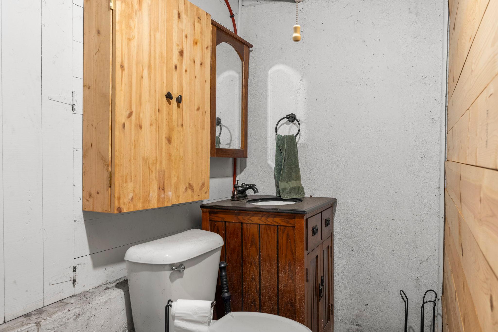 2323 Golden Valley Road