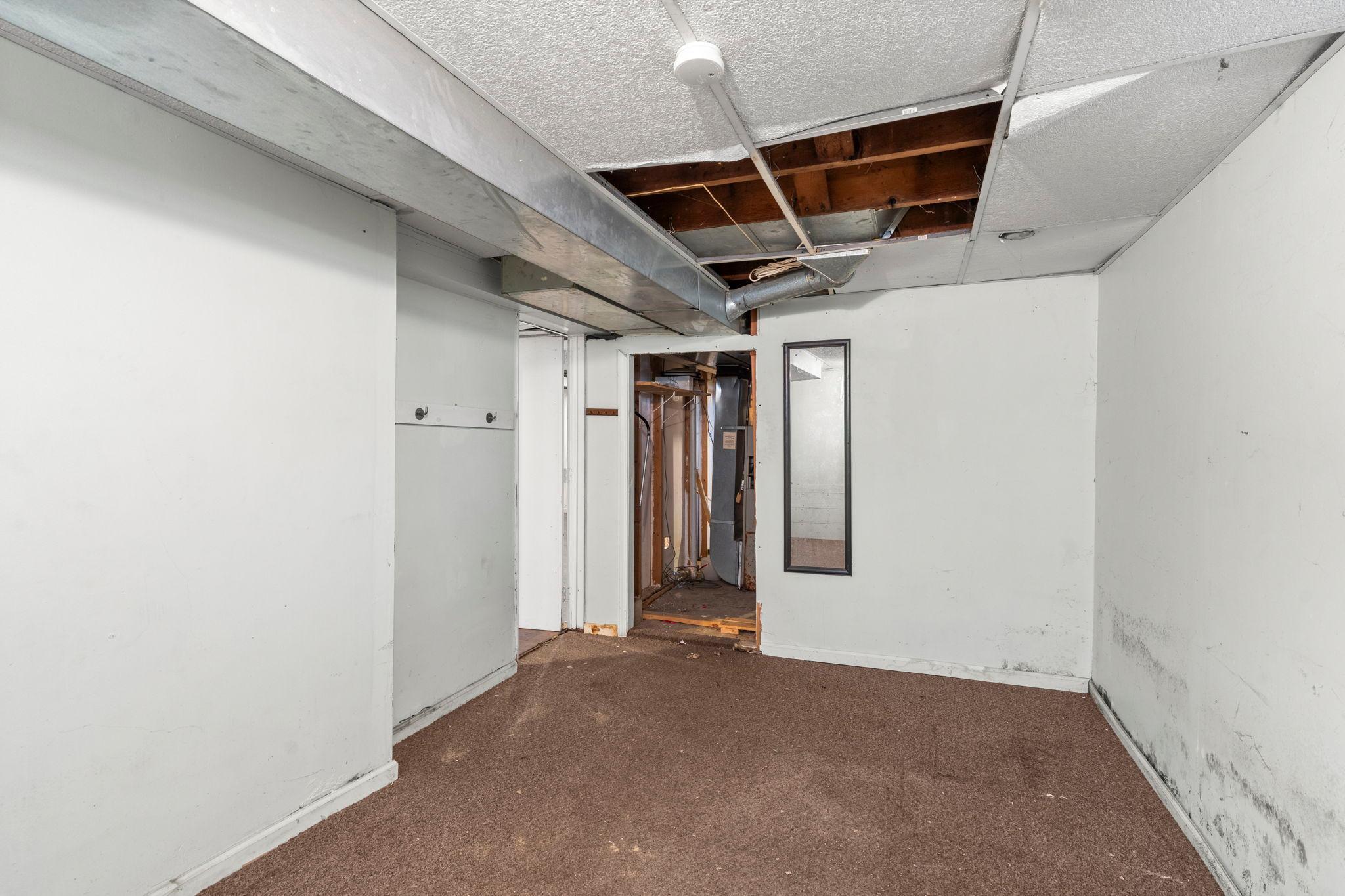 2323 Golden Valley Road