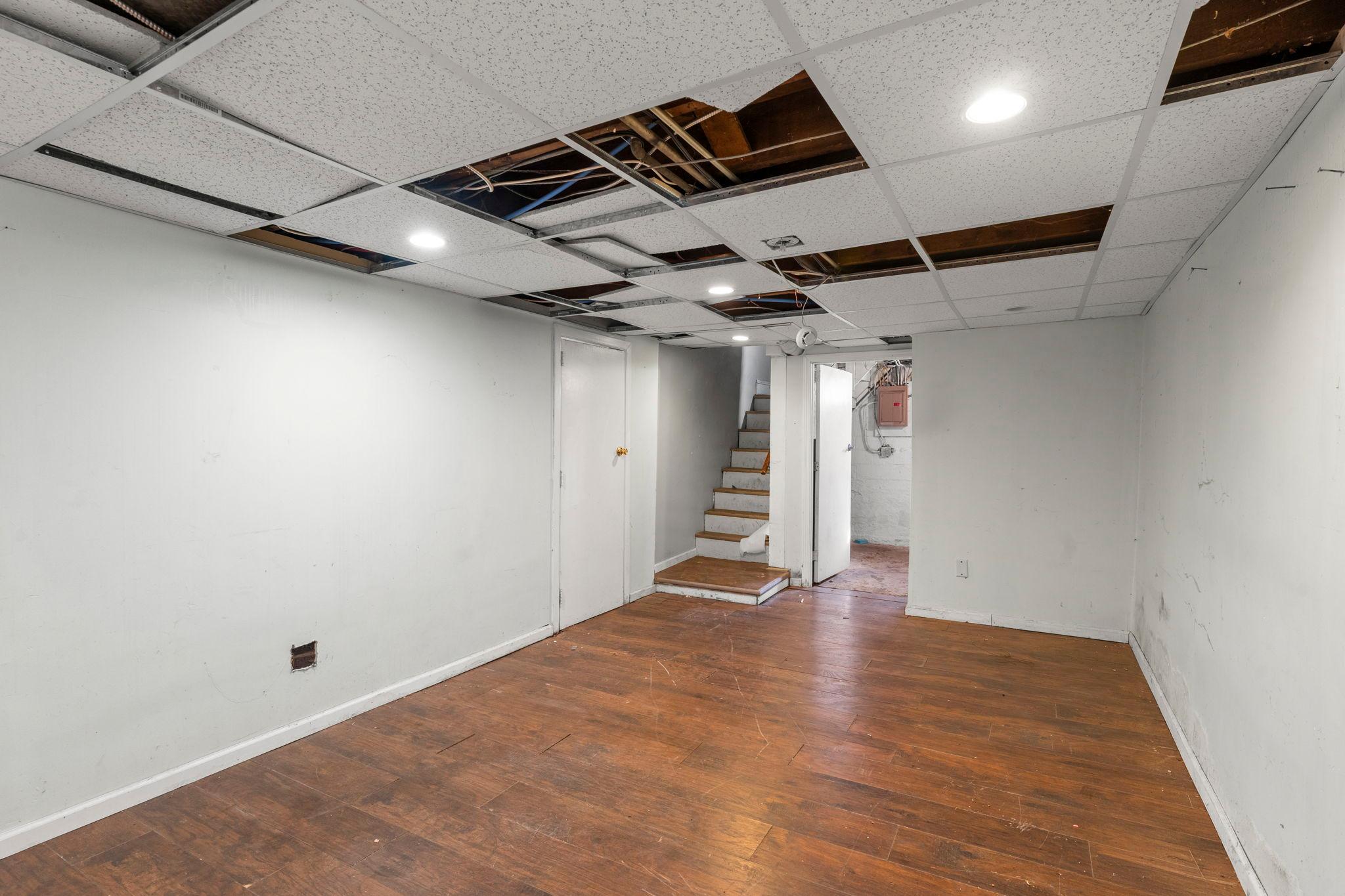 2323 Golden Valley Road