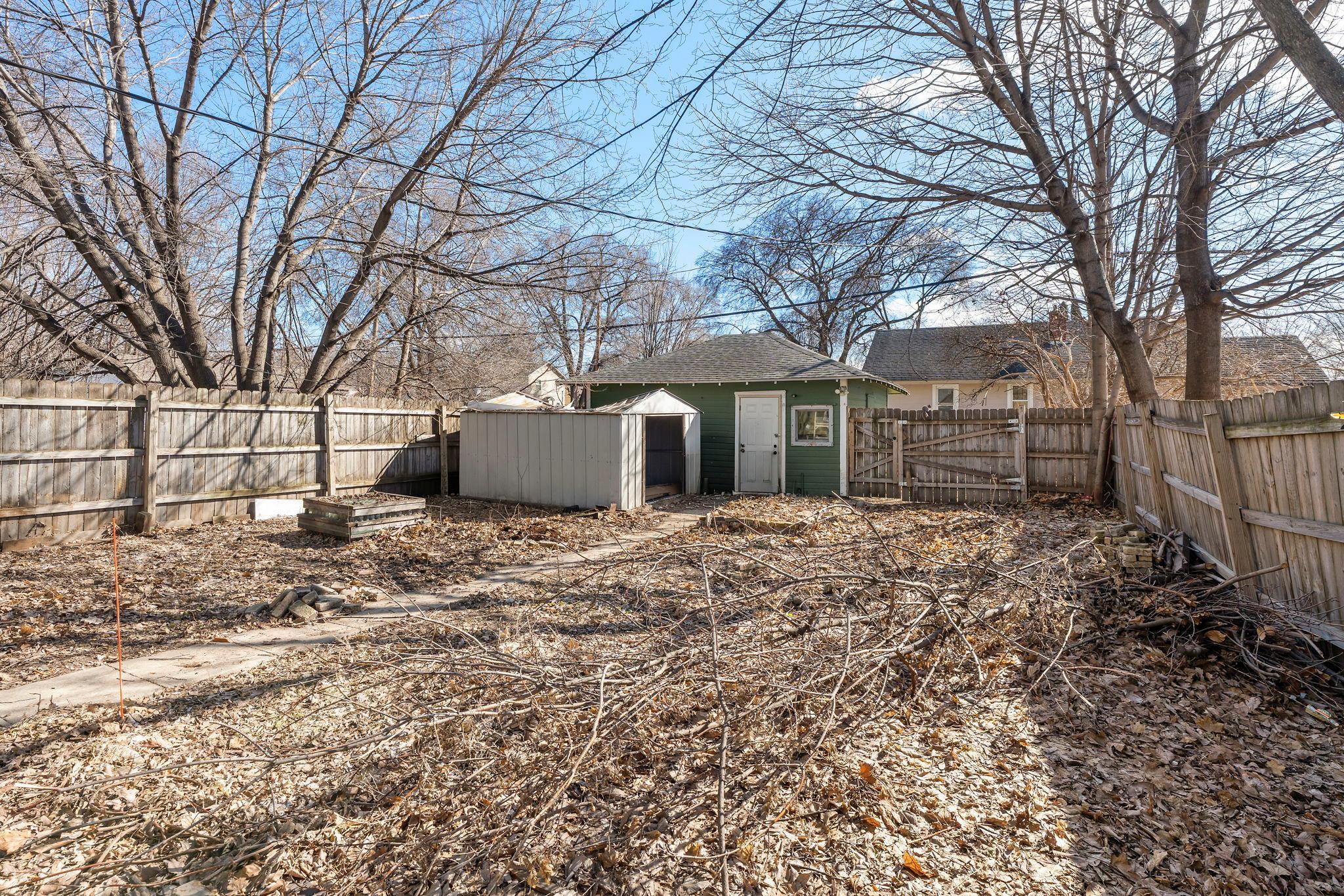 2323 Golden Valley Road