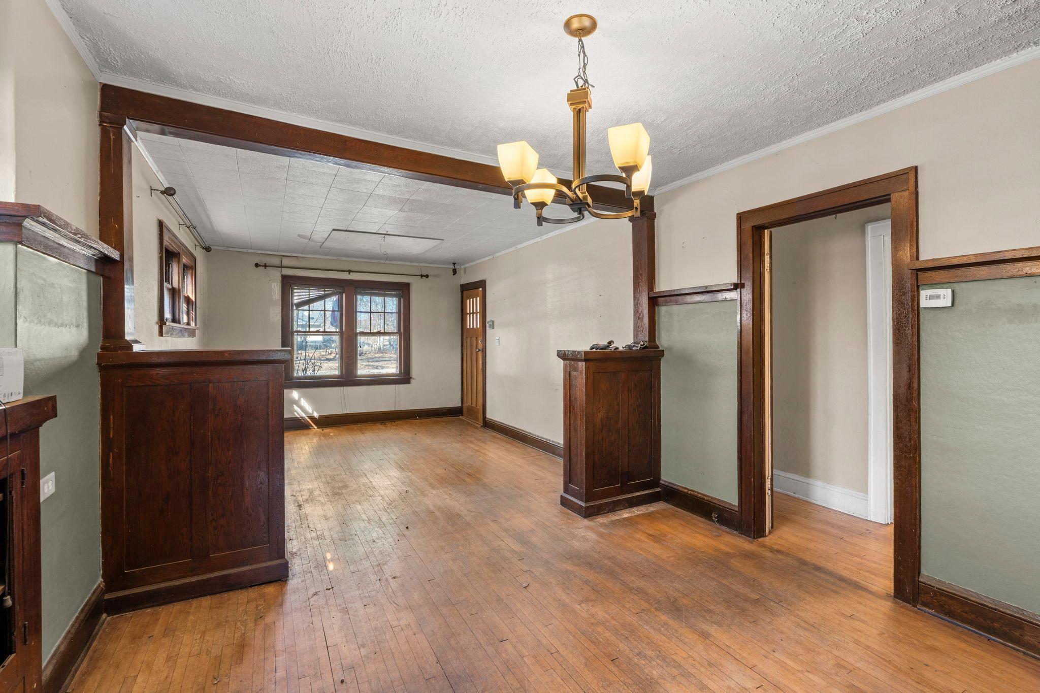 2323 Golden Valley Road