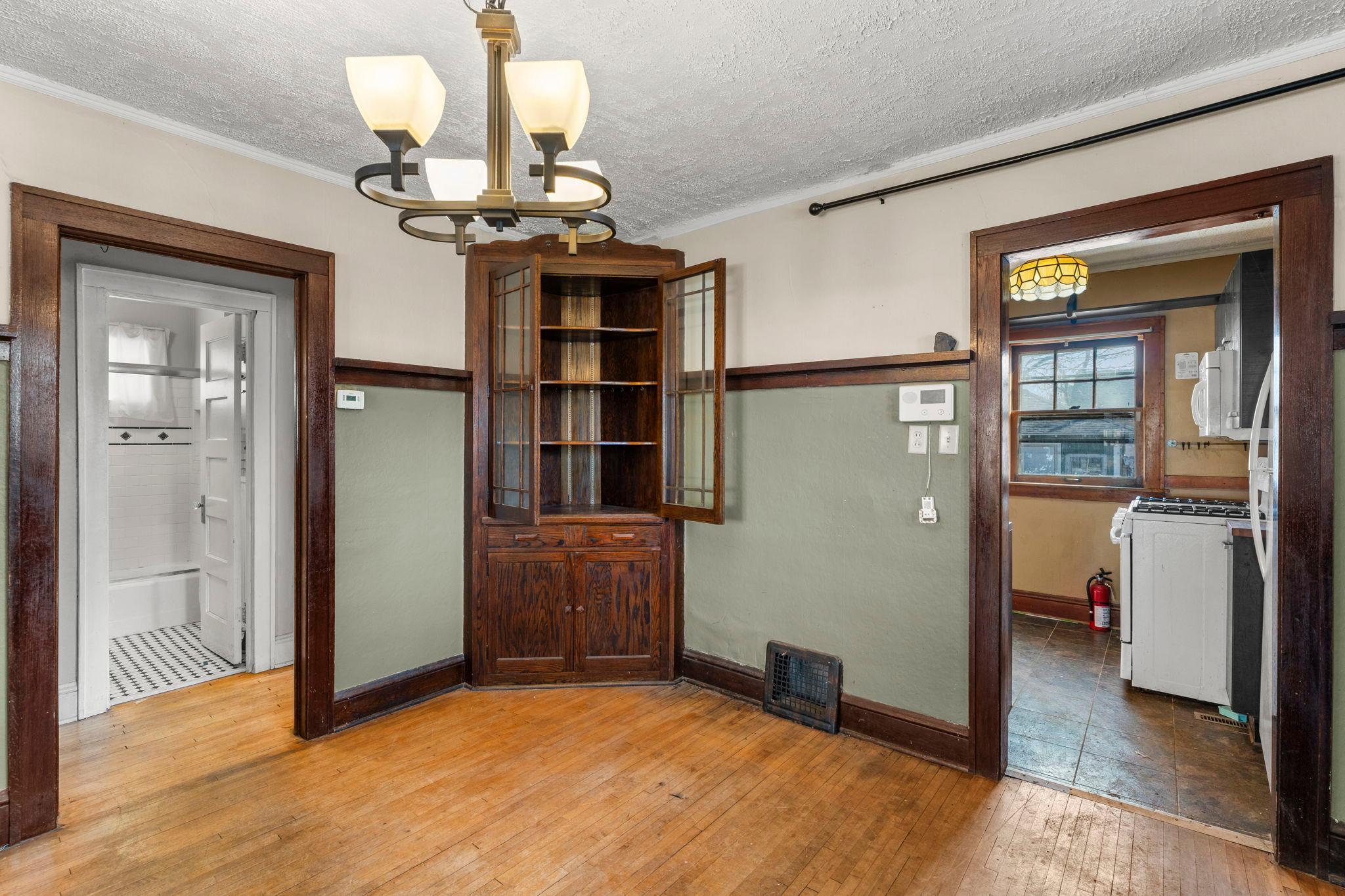 2323 Golden Valley Road