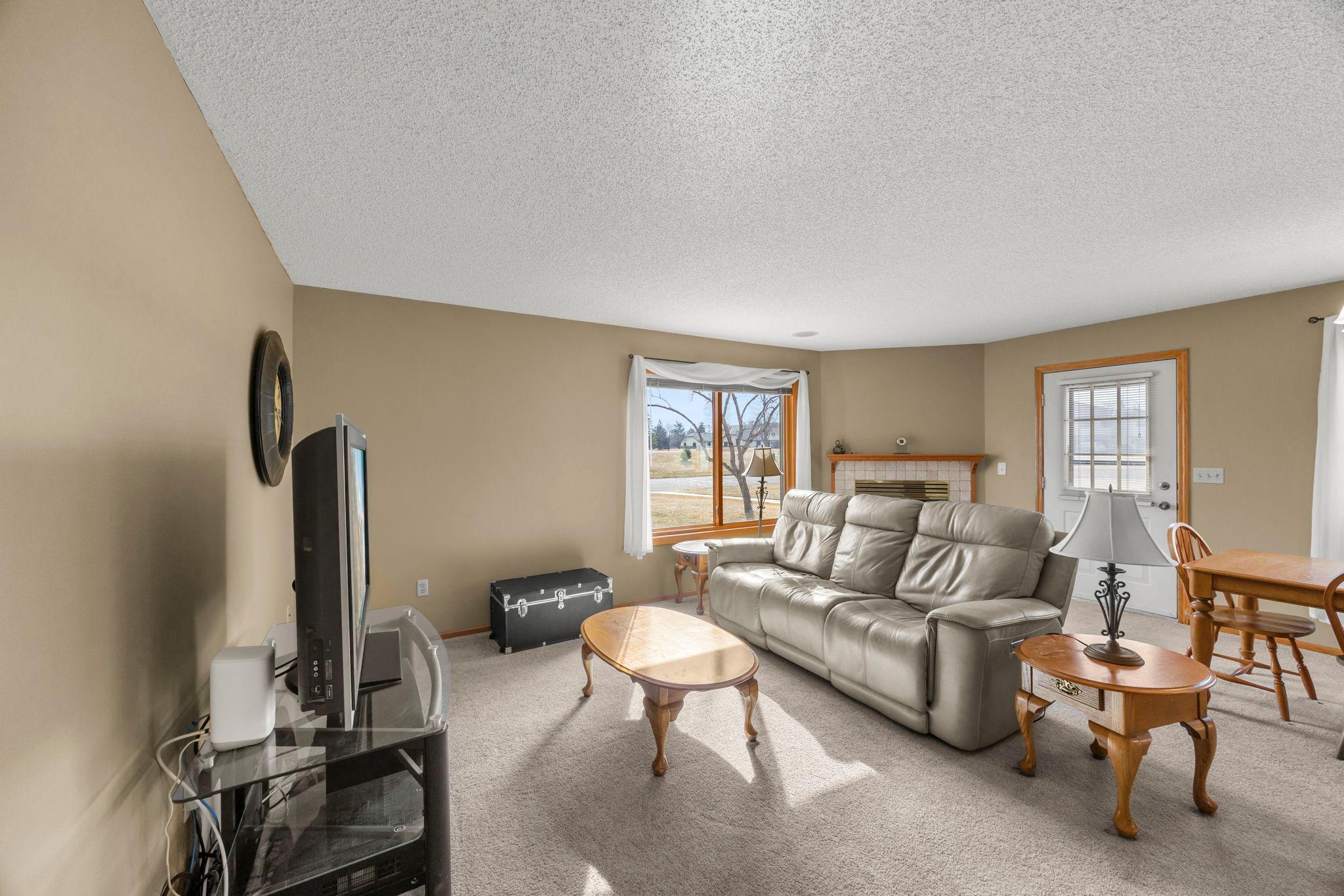 5445 Orleans Lane N Unit: 1