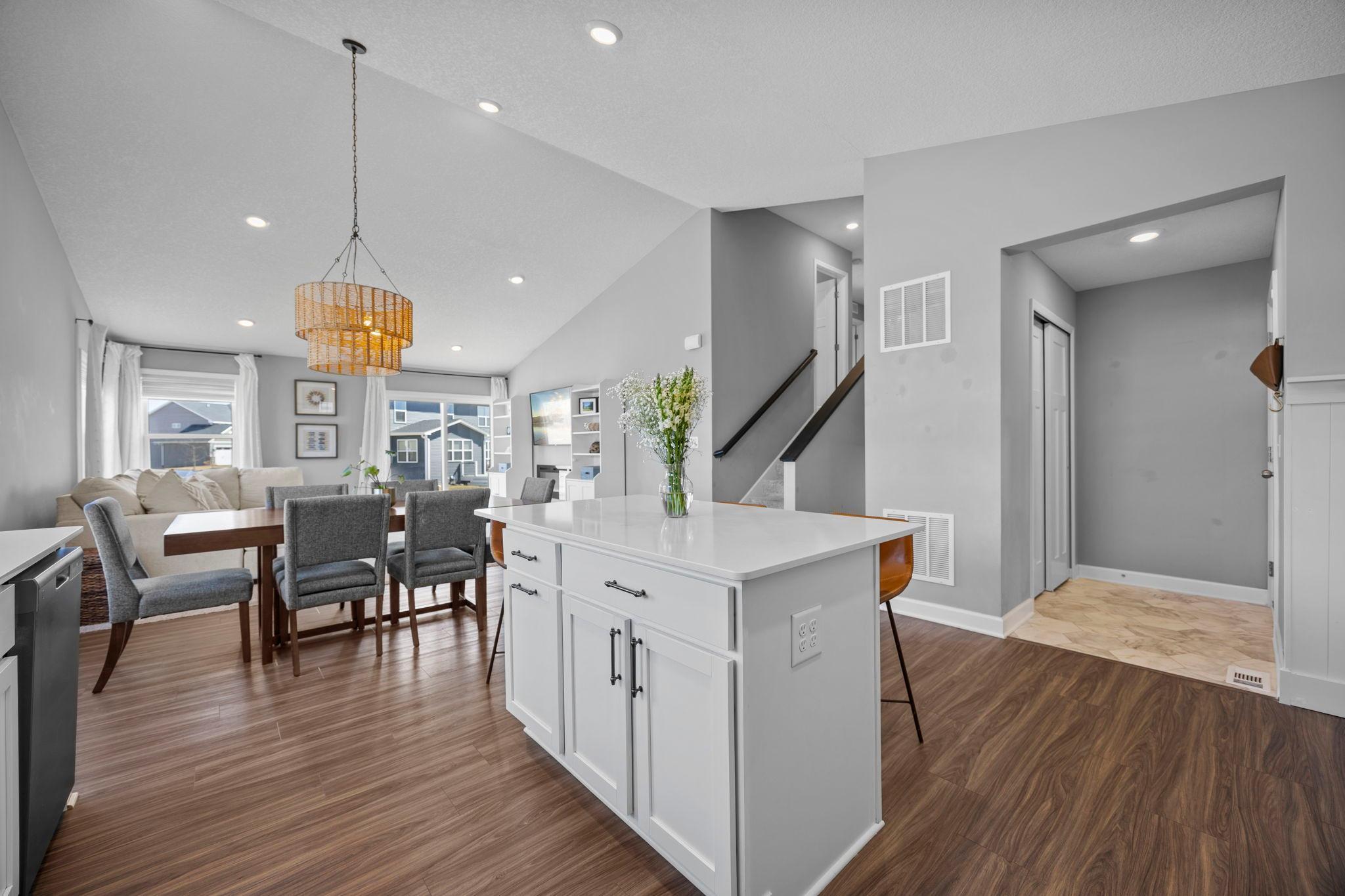 12889 Fraizer Street NE