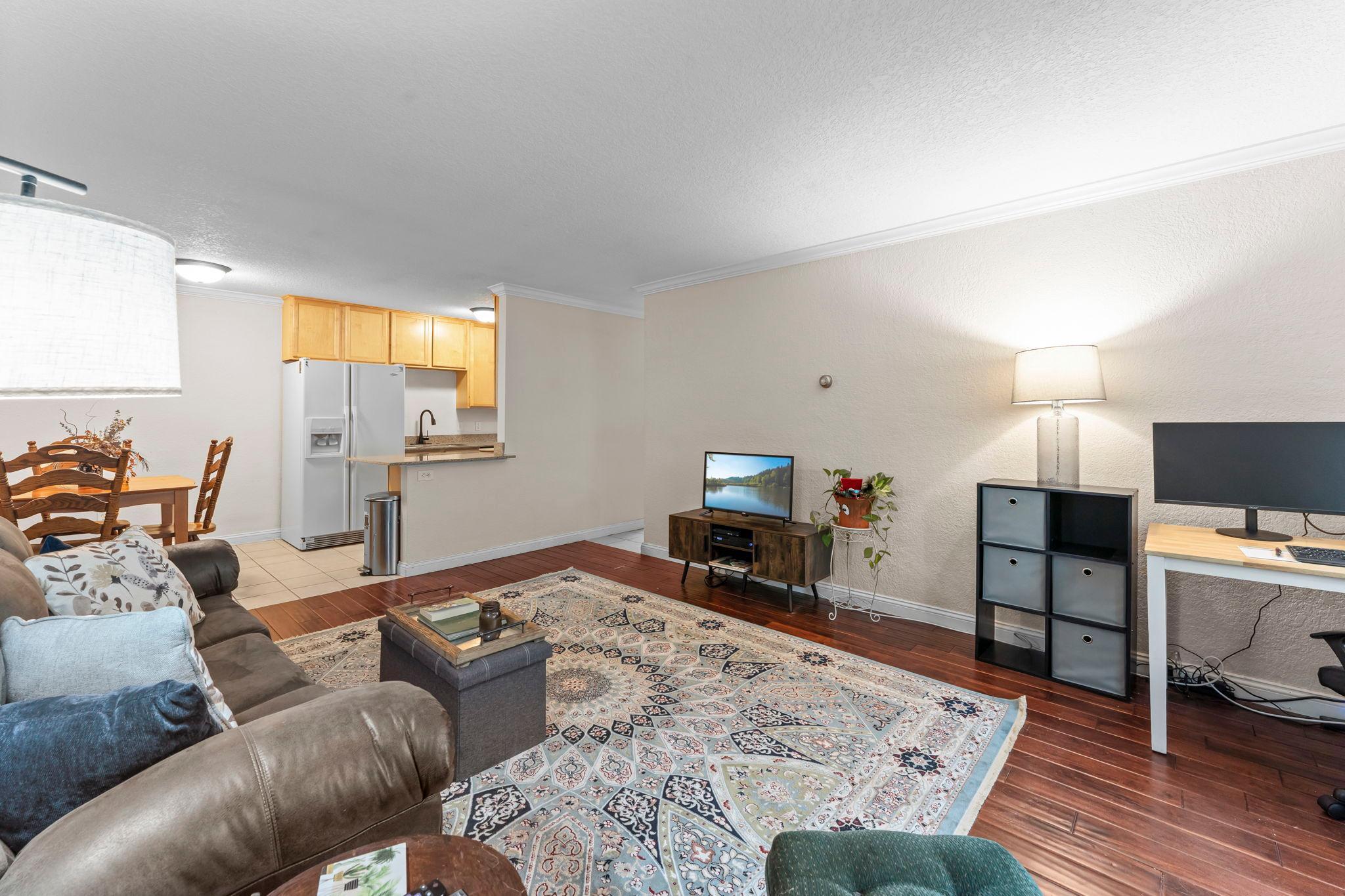 3120 Hennepin Avenue Unit: 106