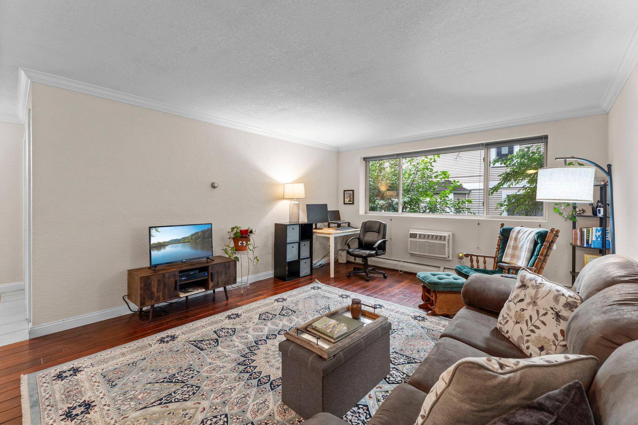 3120 Hennepin Avenue Unit: 106