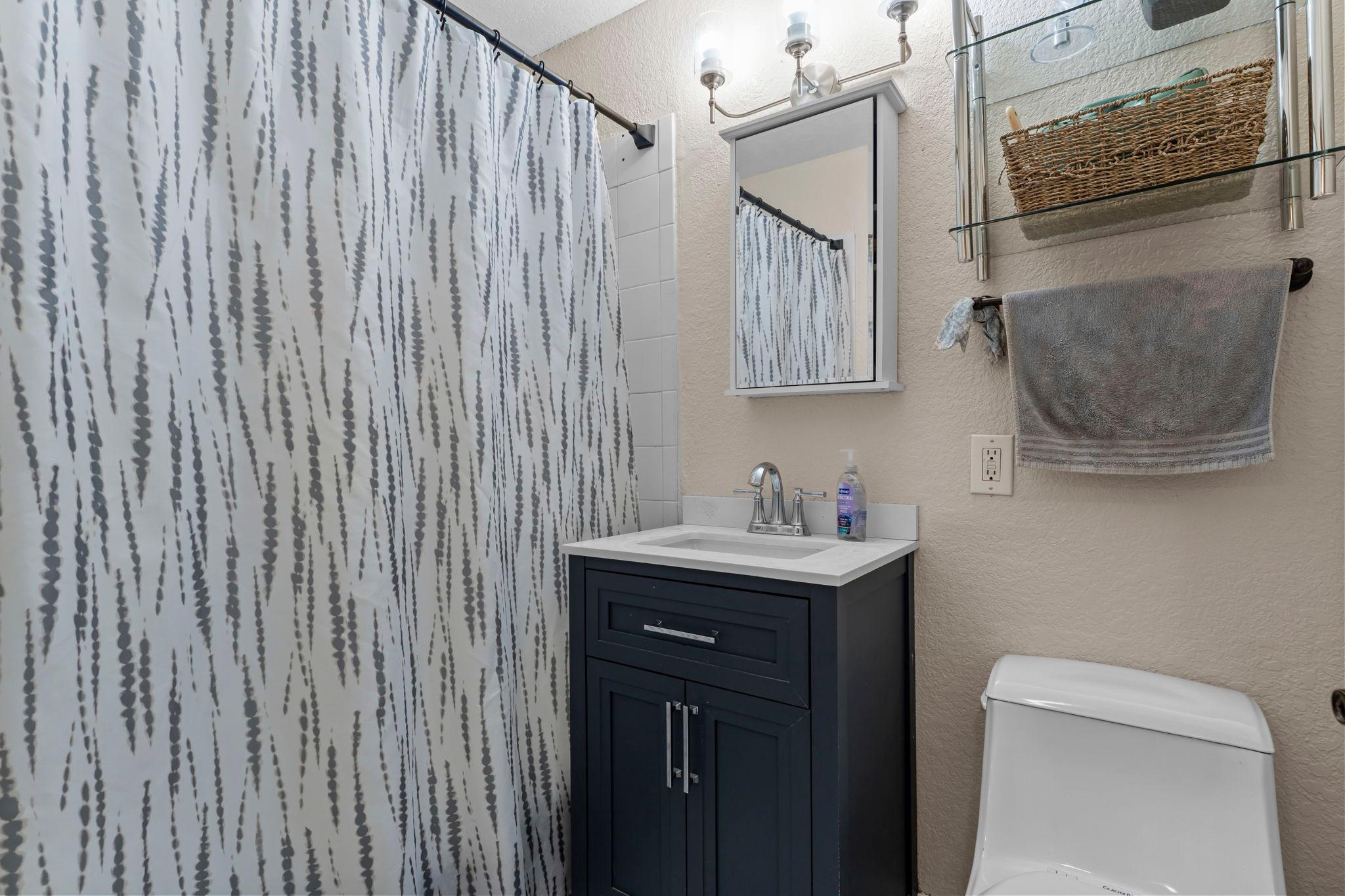 3120 Hennepin Avenue Unit: 106