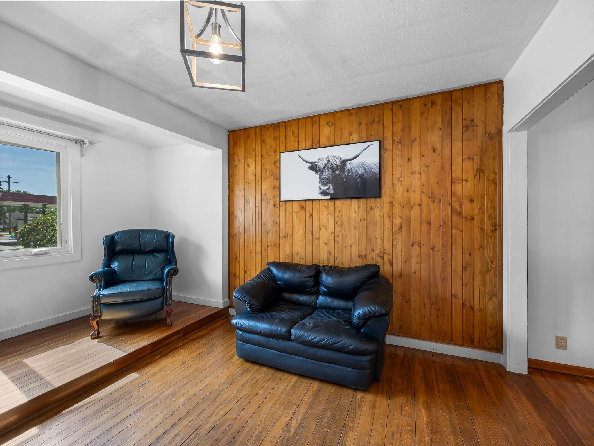 307 Elm Avenue SW