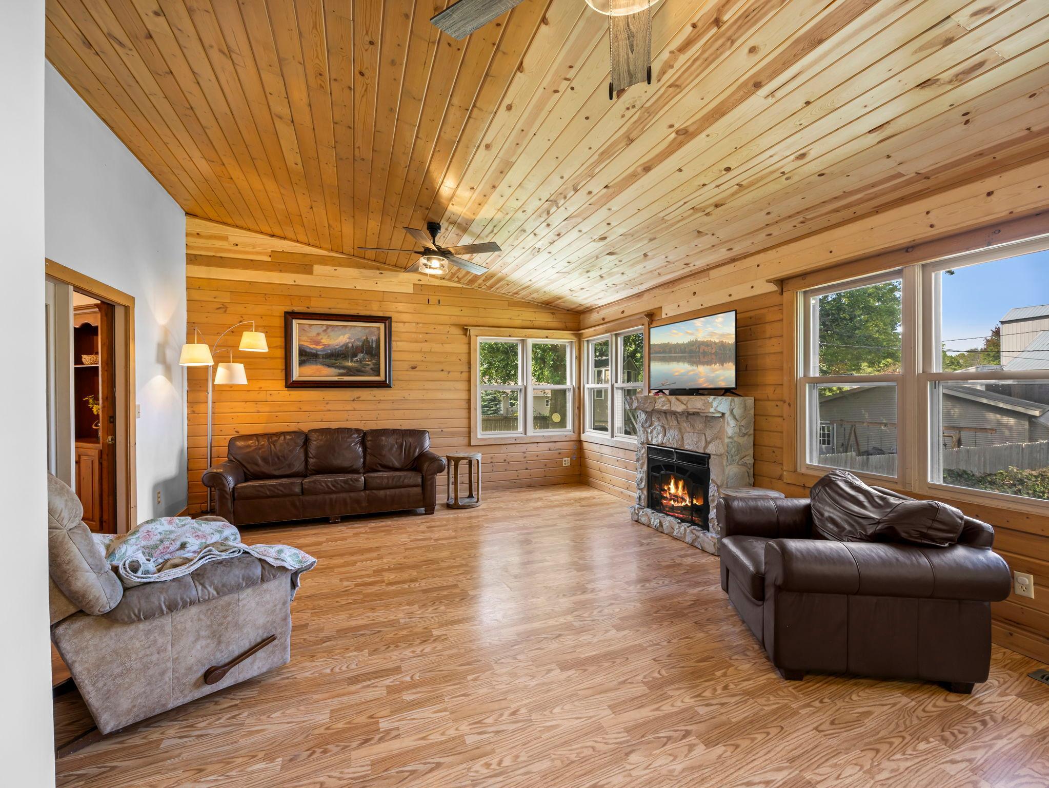 307 Elm Avenue SW