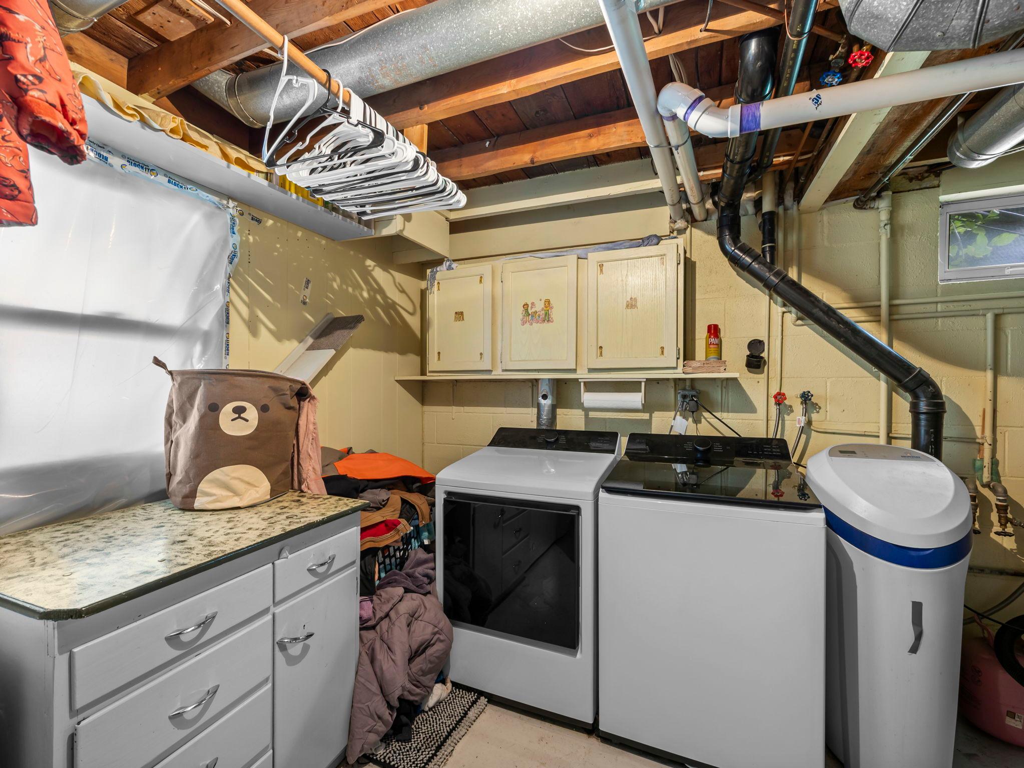 307 Elm Avenue SW