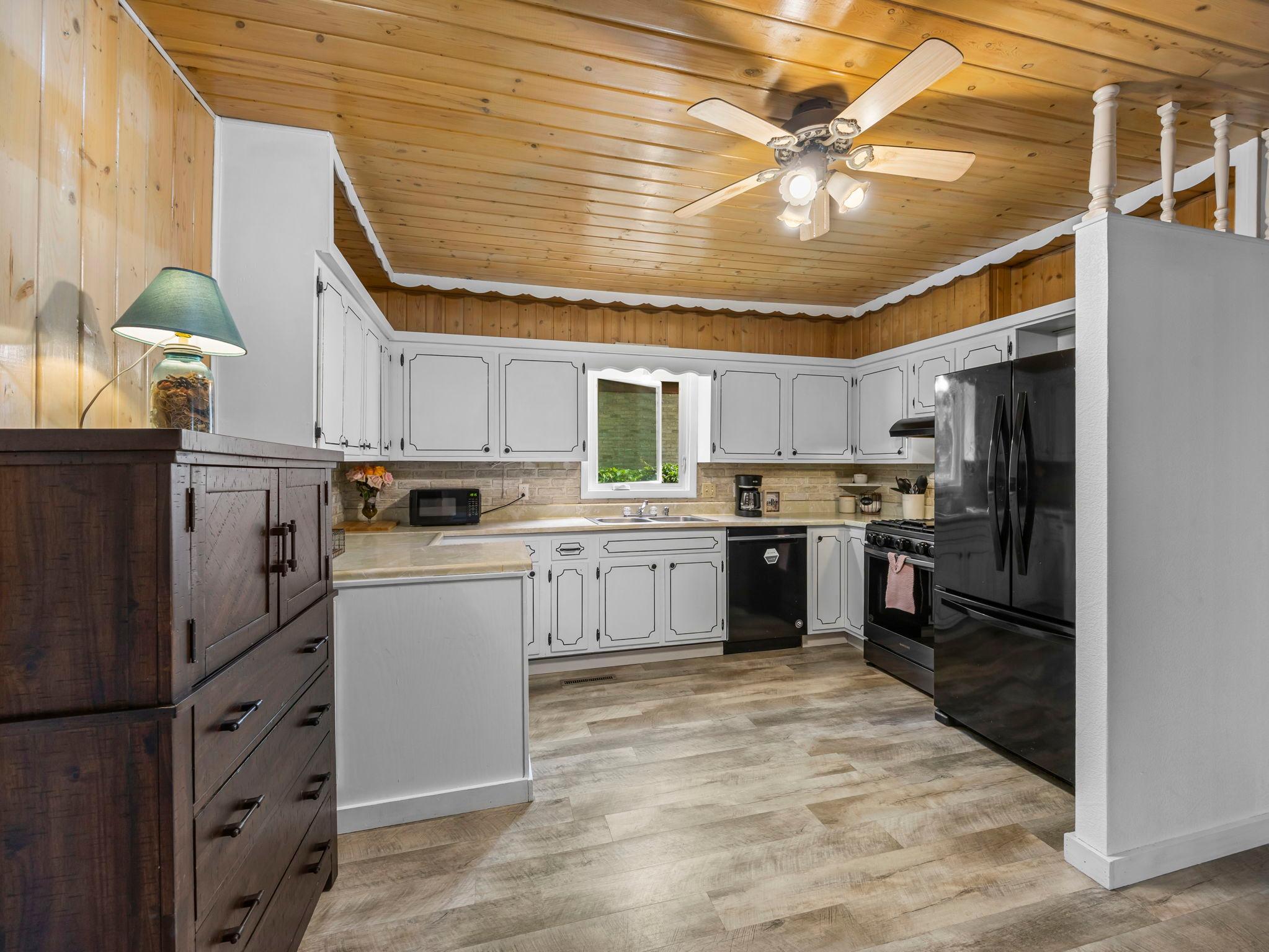 307 Elm Avenue SW