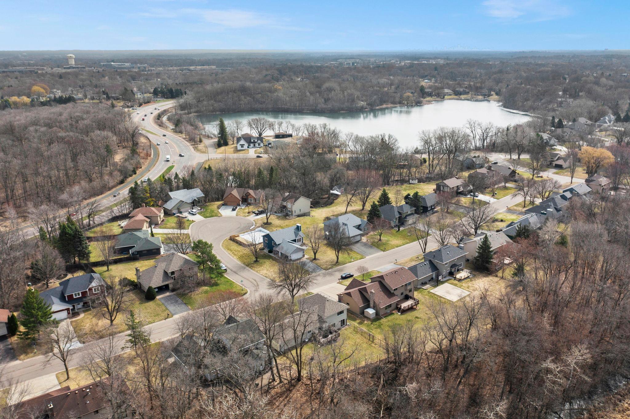 6667 Kingsview Lane N