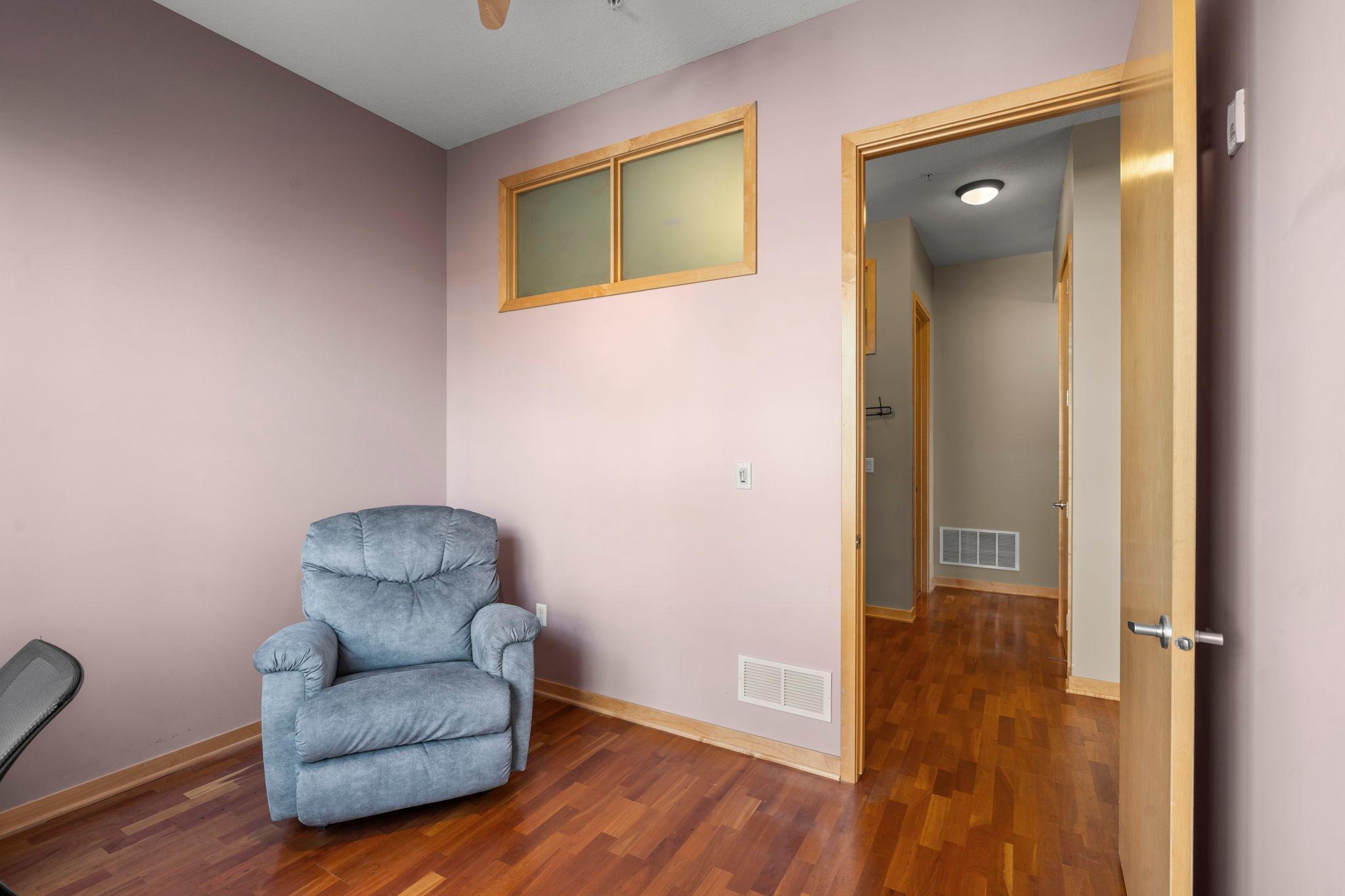 3640 Wooddale Avenue S Unit: 121