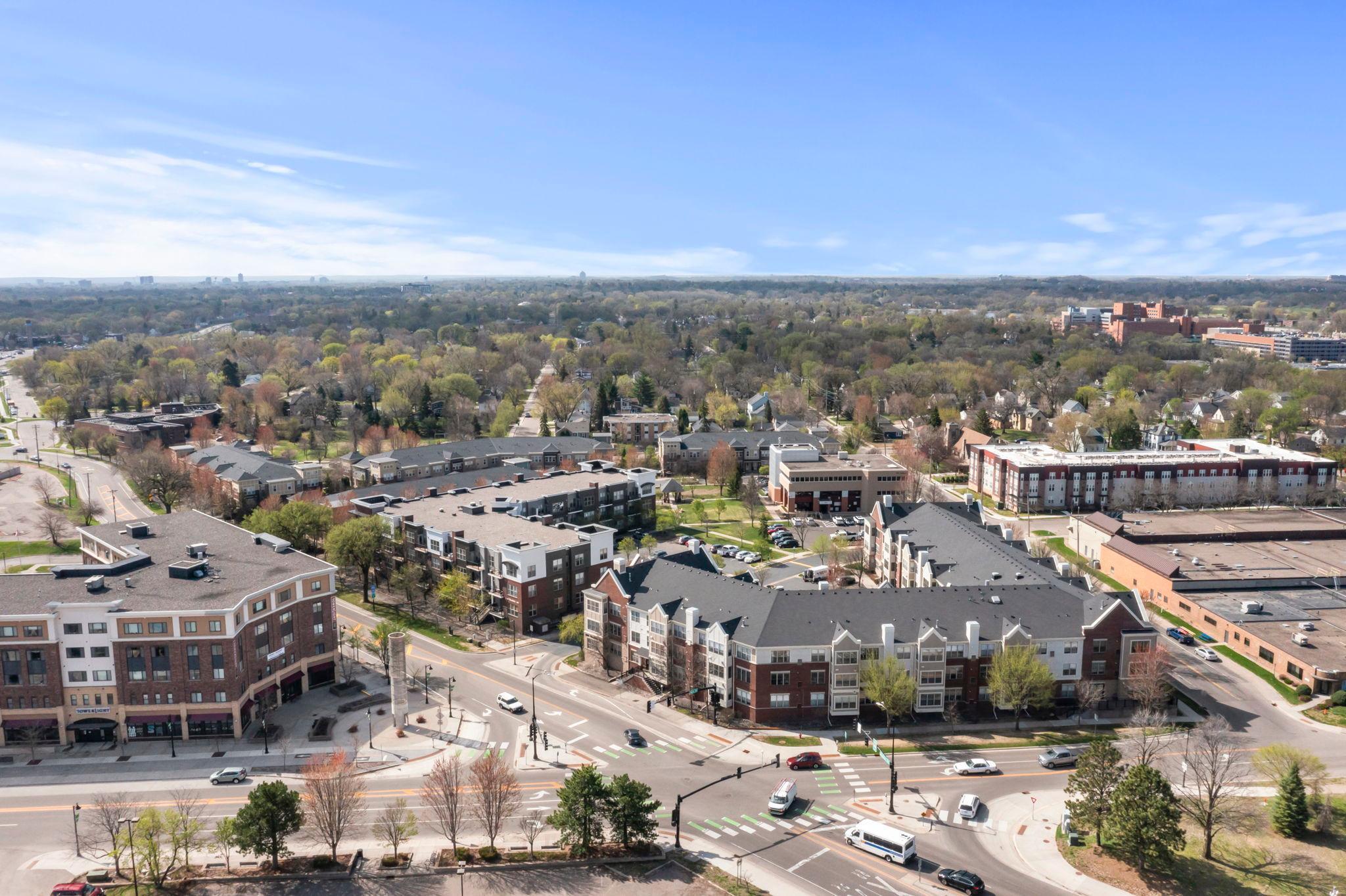 3640 Wooddale Avenue S Unit: 121