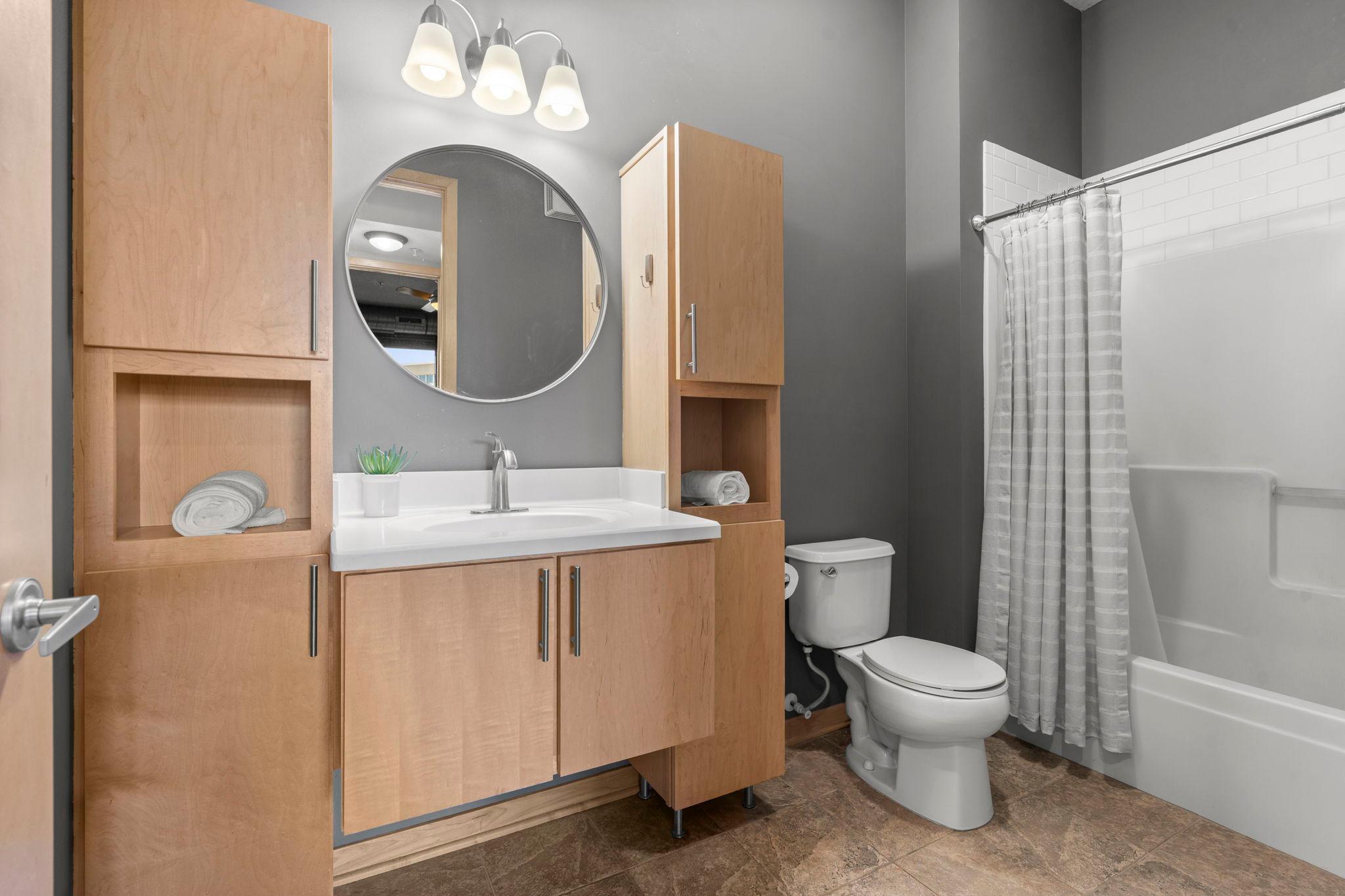3640 Wooddale Avenue S Unit: 121