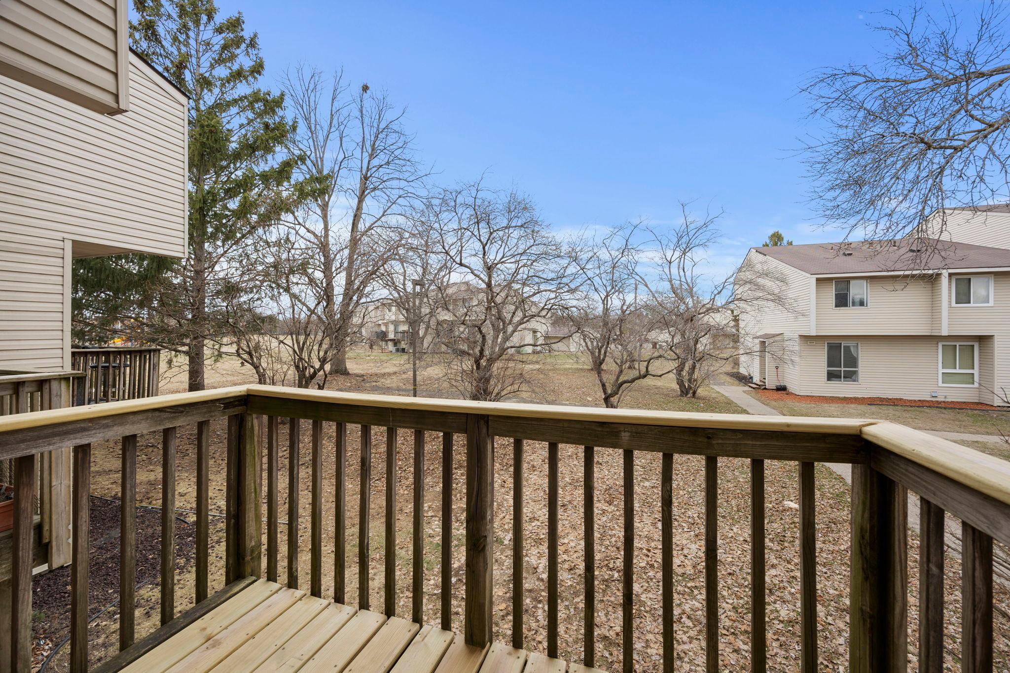 5648 Brookdale Drive N