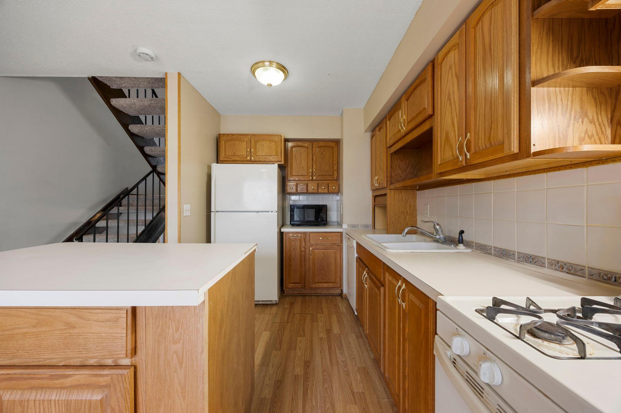 5648 Brookdale Drive N