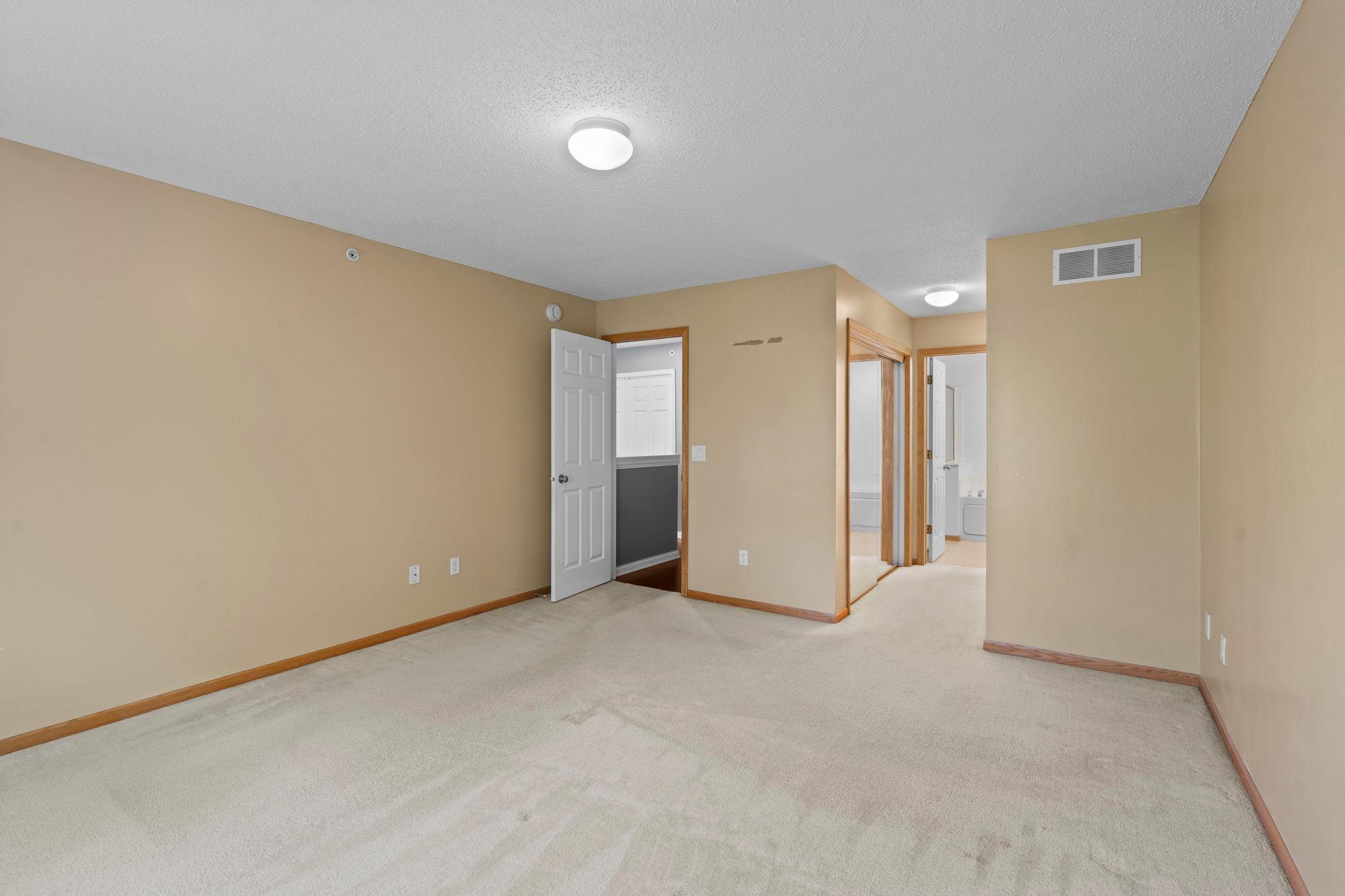 883 Braunworth Court