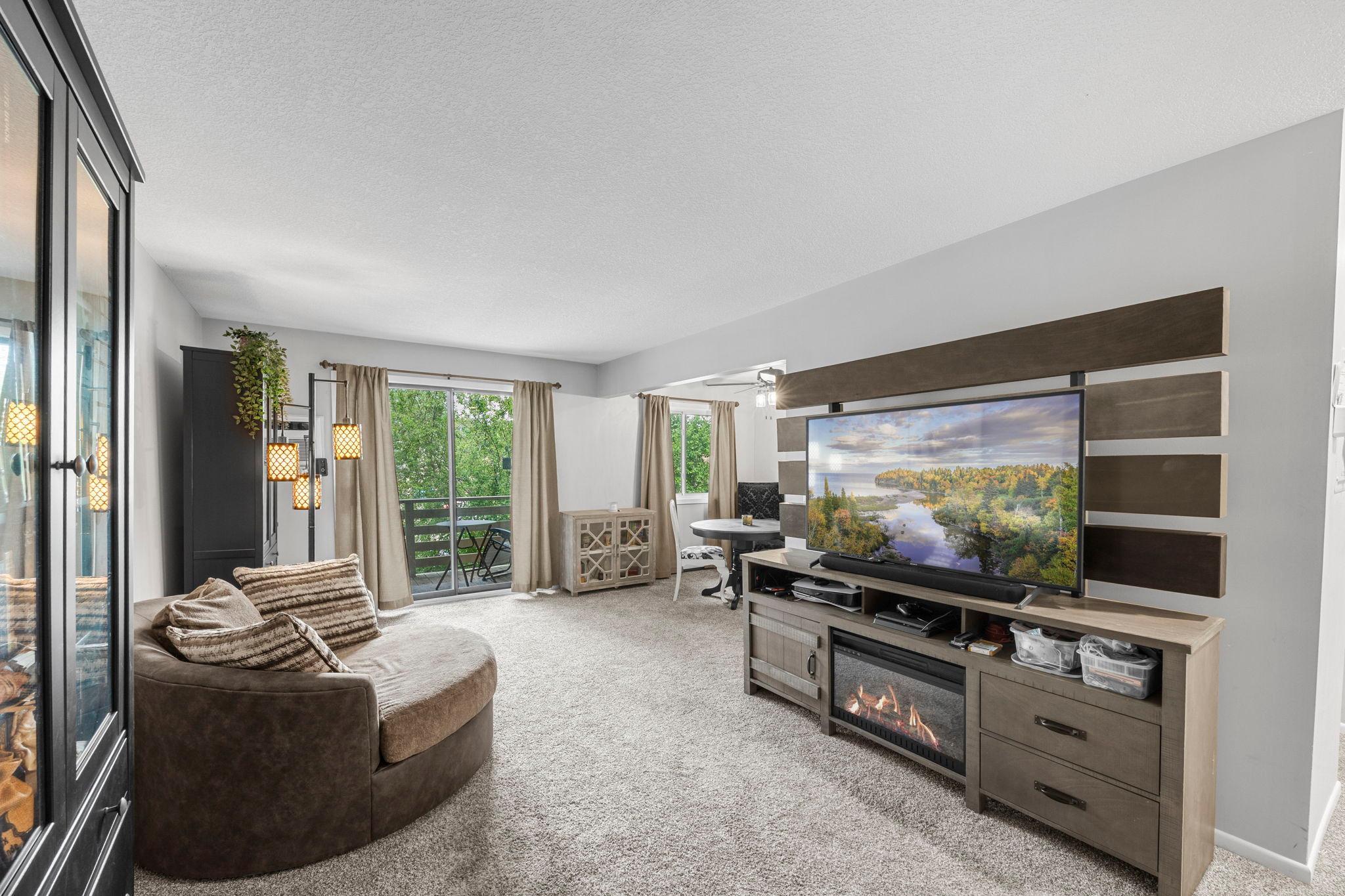 4387 Wilshire Boulevard Unit: 203
