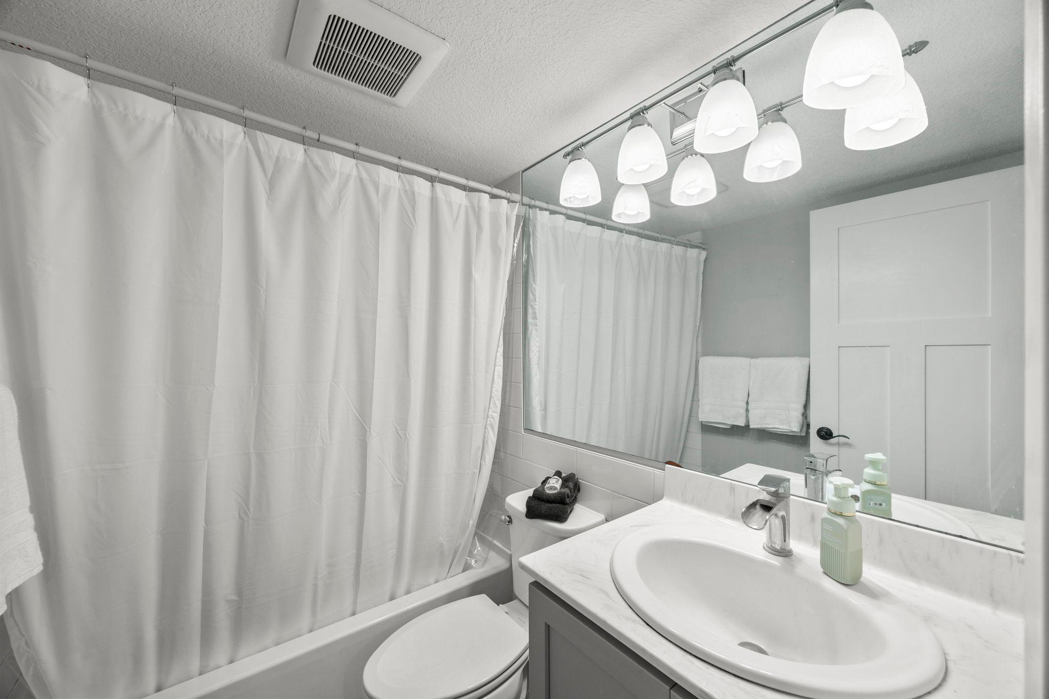 4387 Wilshire Boulevard Unit: 203