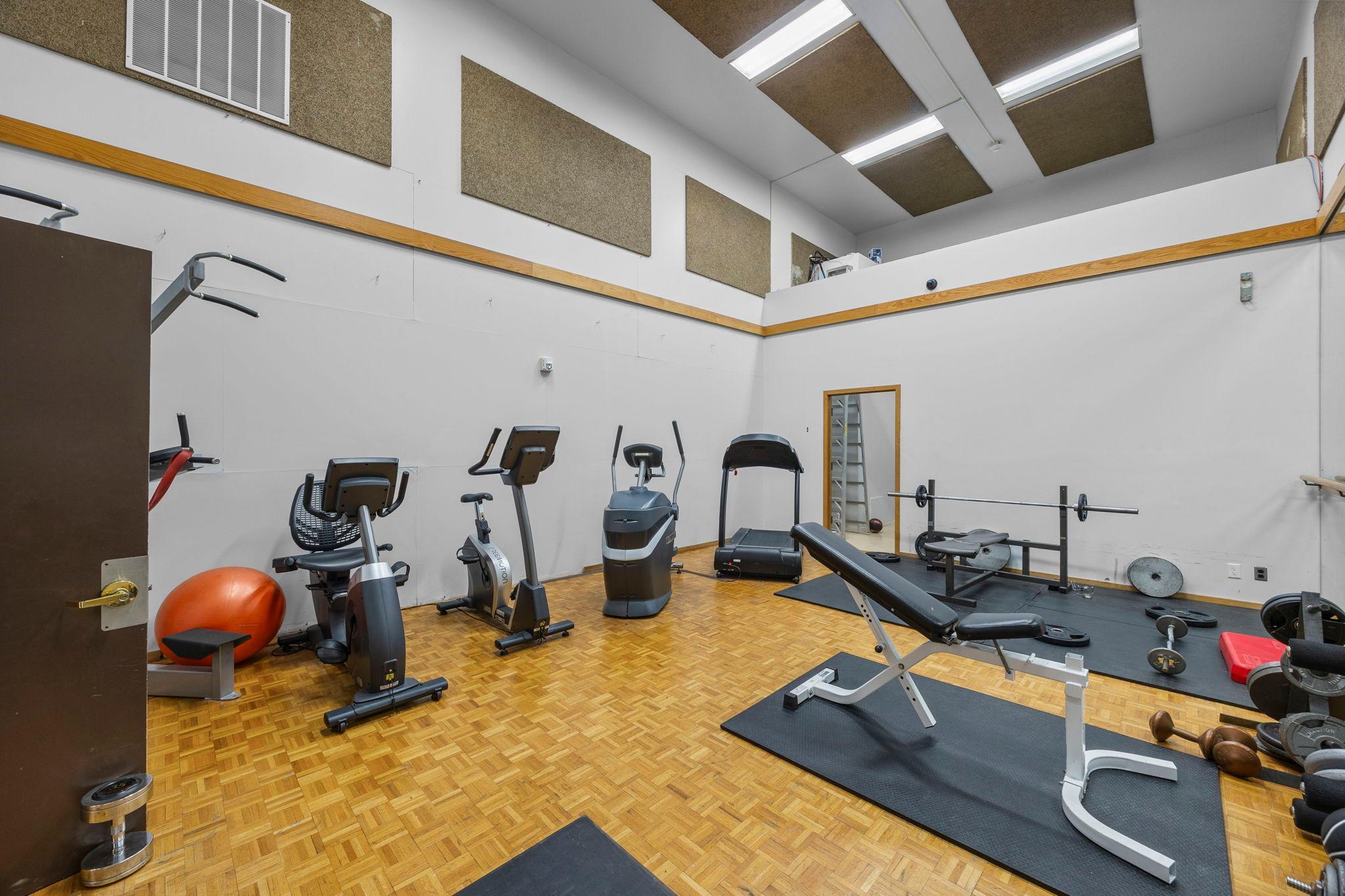 4387 Wilshire Boulevard Unit: 203
