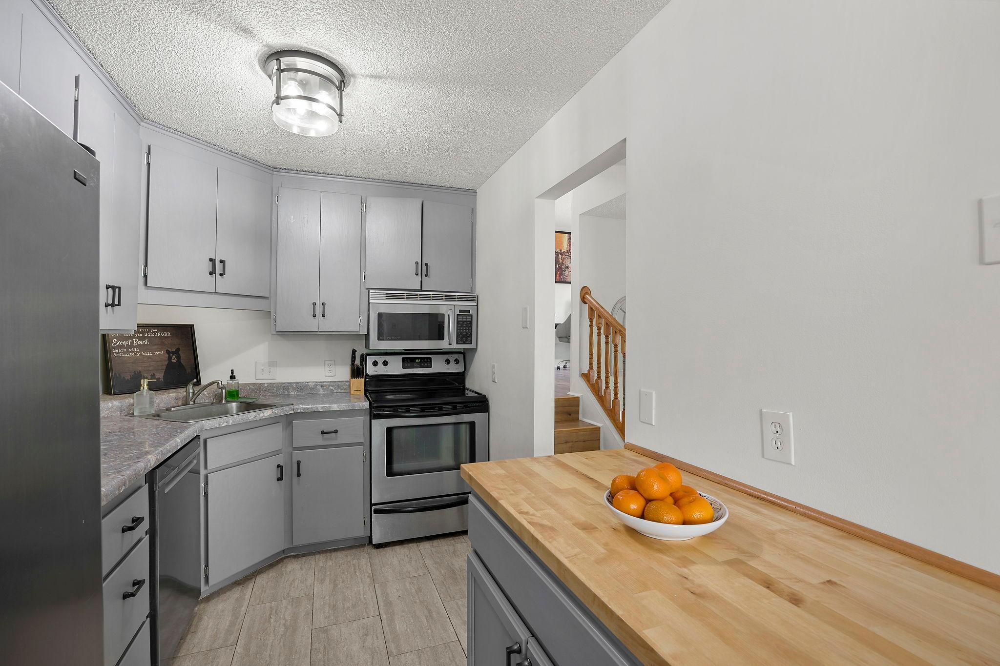16612 Franklin Trail SE