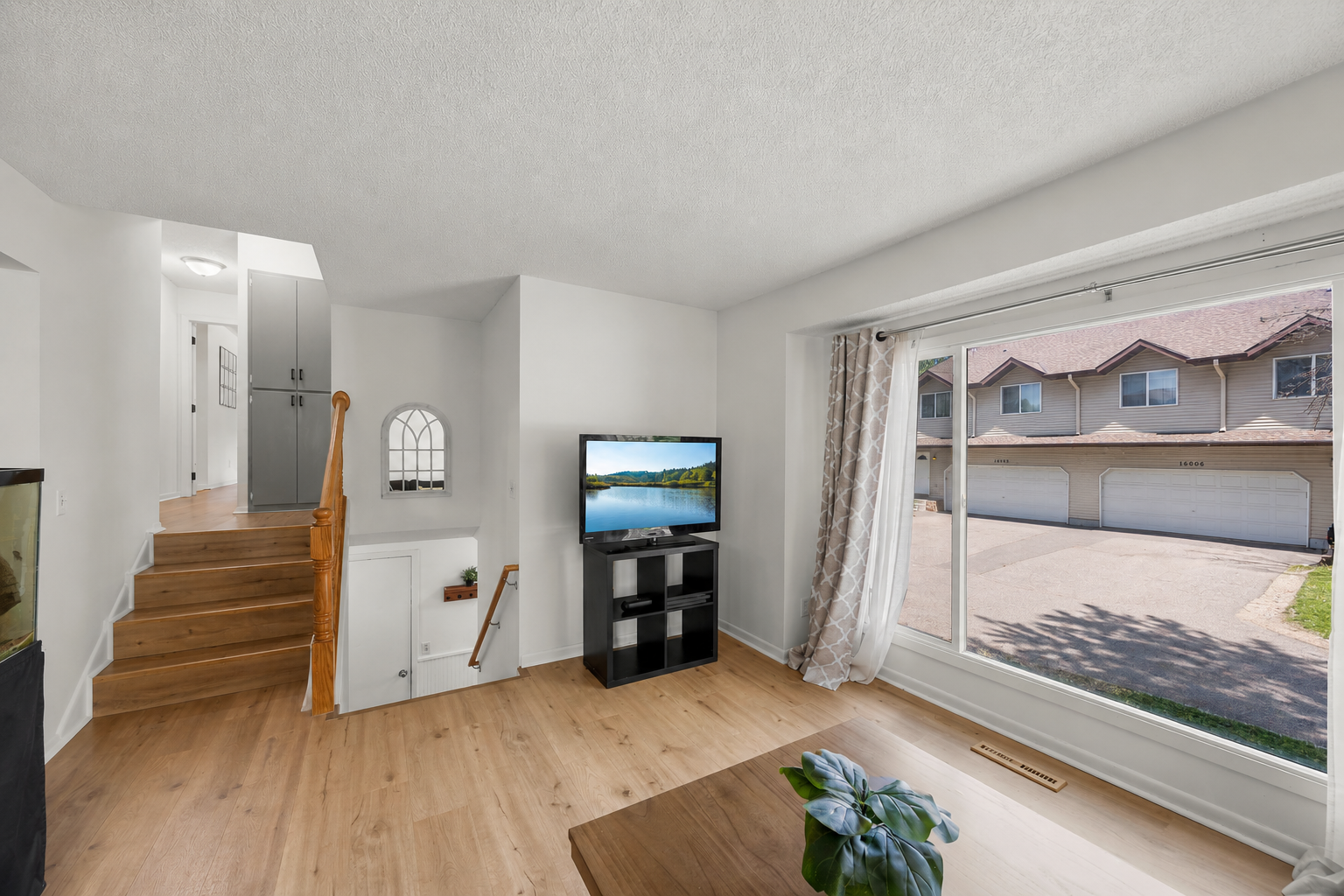 16612 Franklin Trail SE