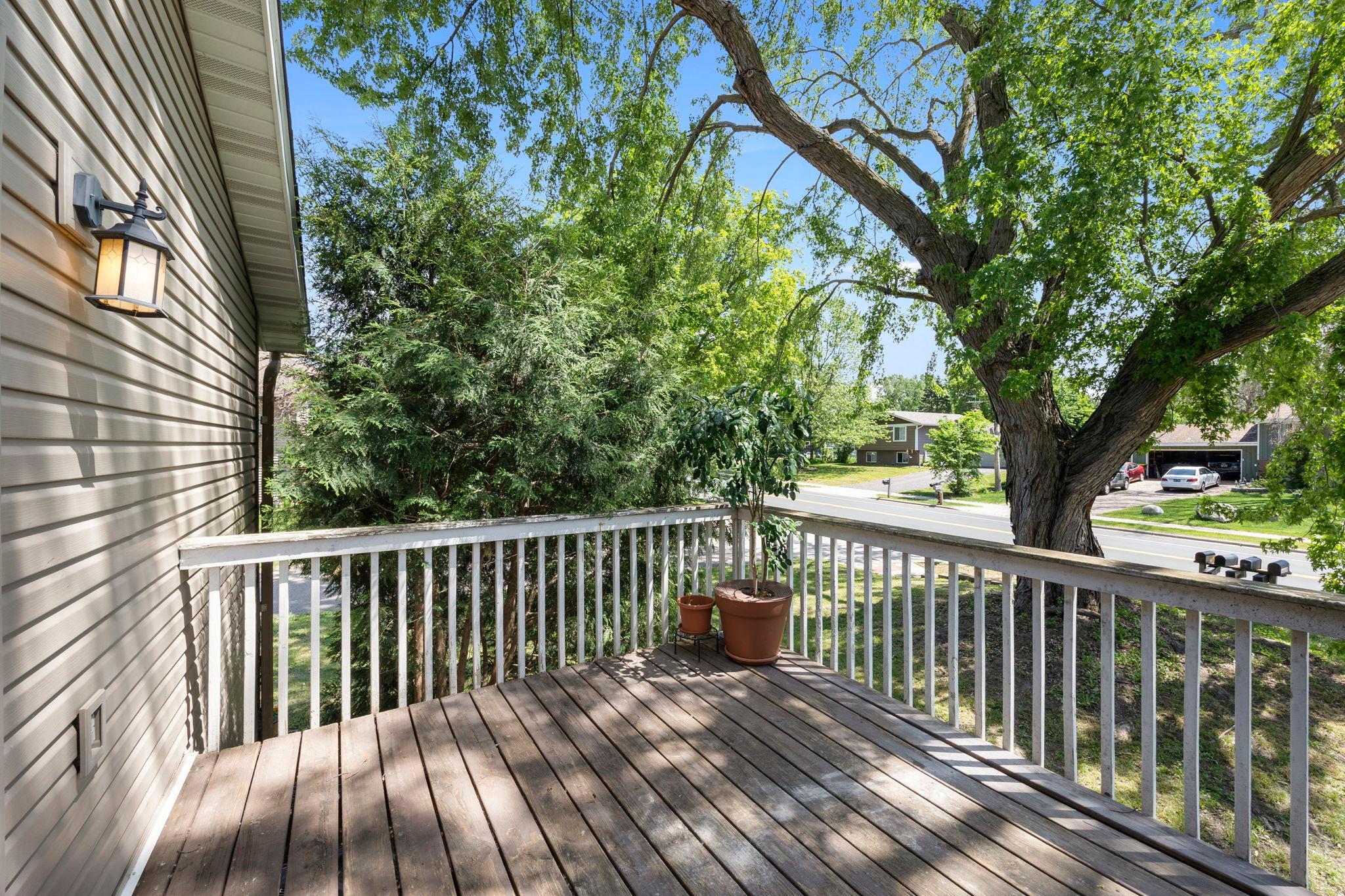 16612 Franklin Trail SE