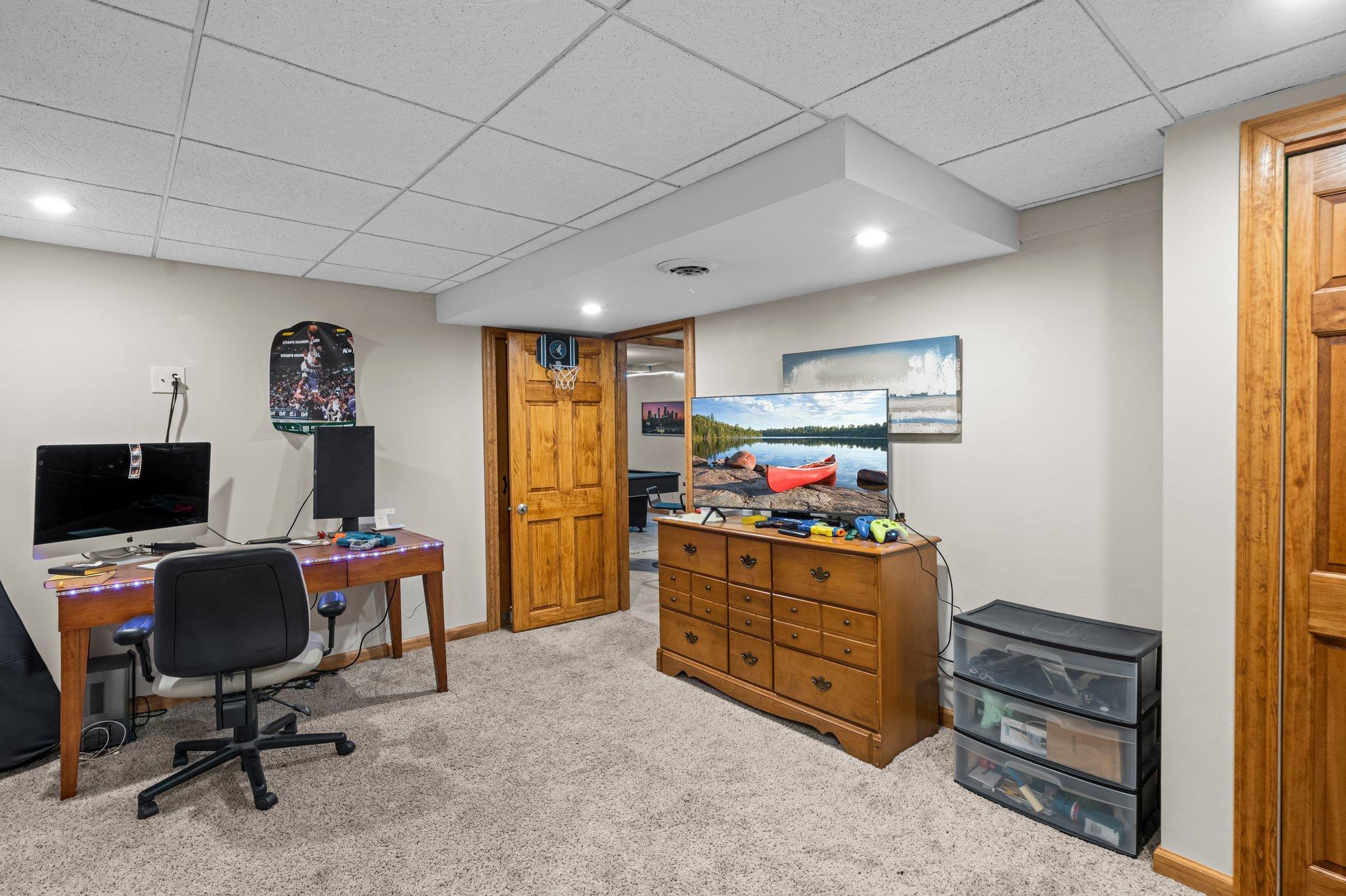 13133 Valley Forge Lane N