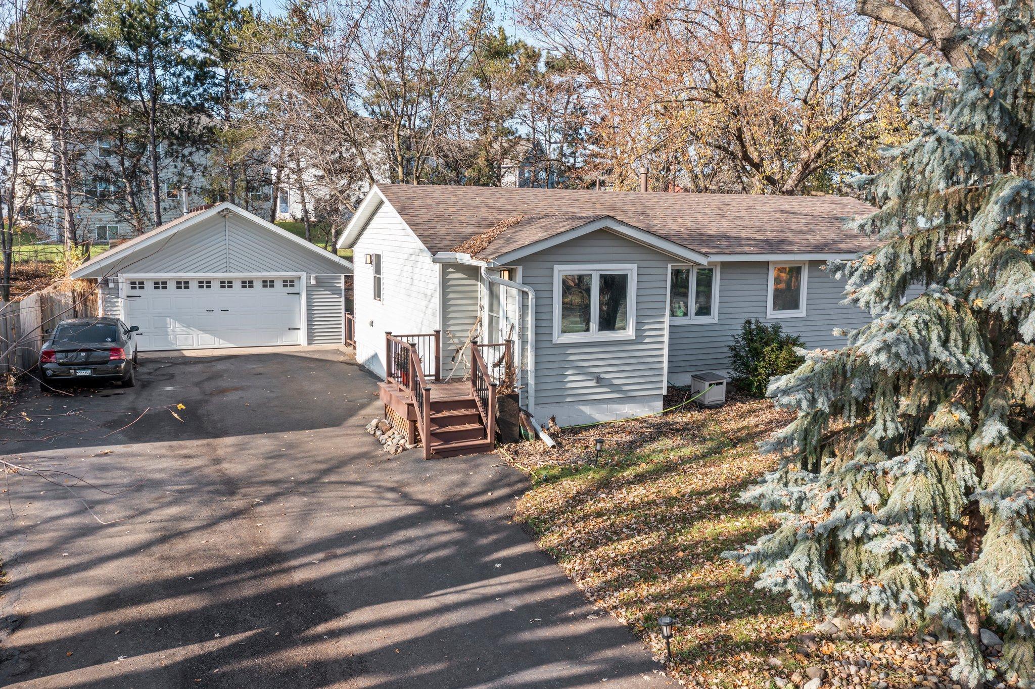 13133 Valley Forge Lane N