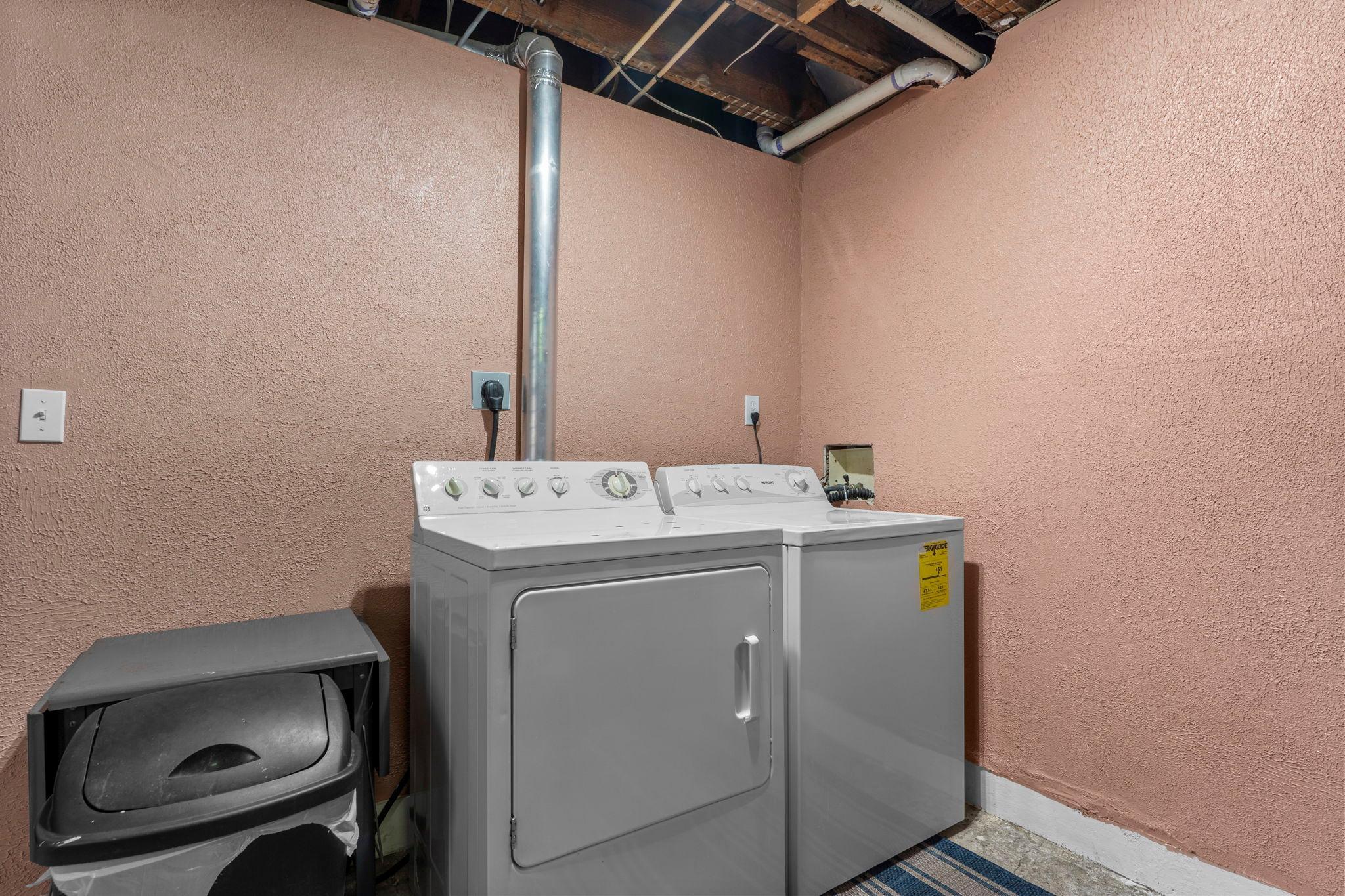 2439 Park Avenue Unit: F