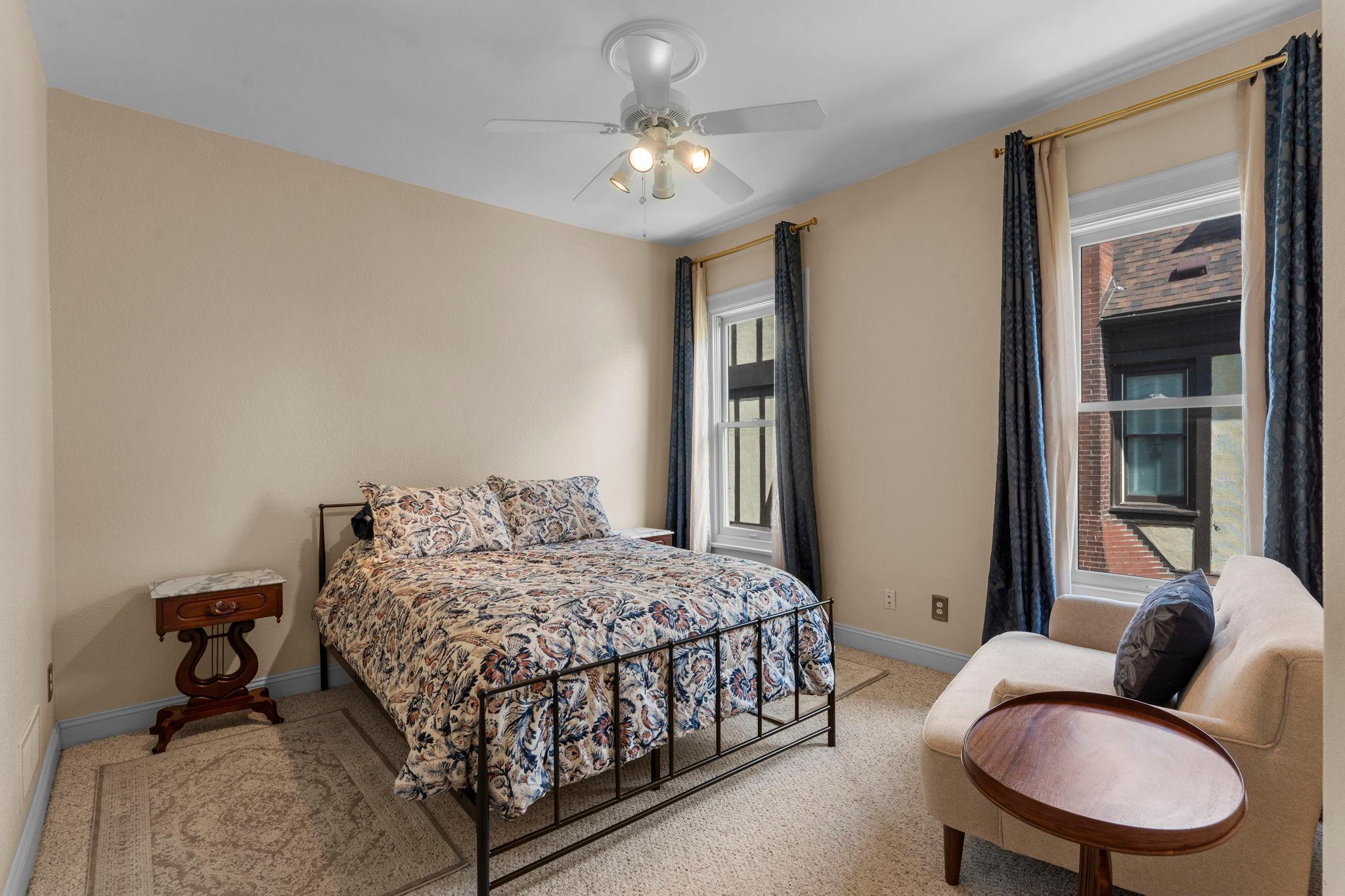 2439 Park Avenue Unit: F
