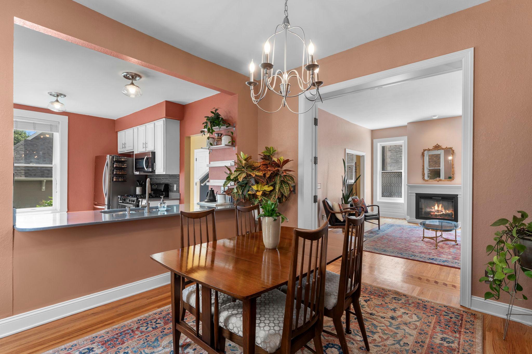 2439 Park Avenue Unit: F