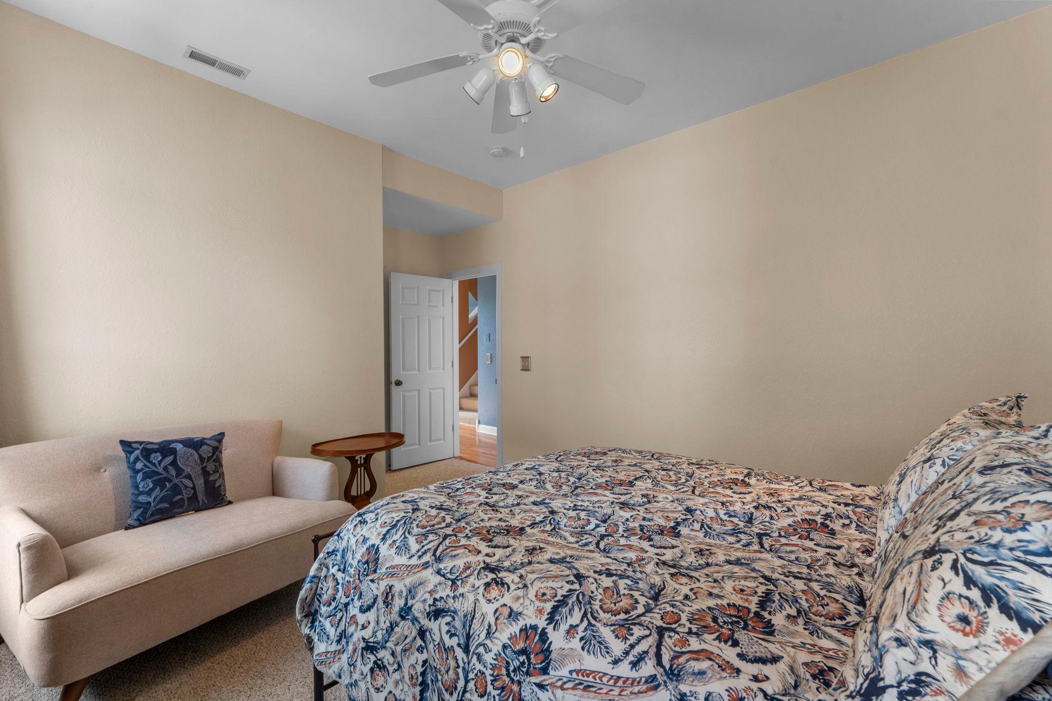 2439 Park Avenue Unit: F