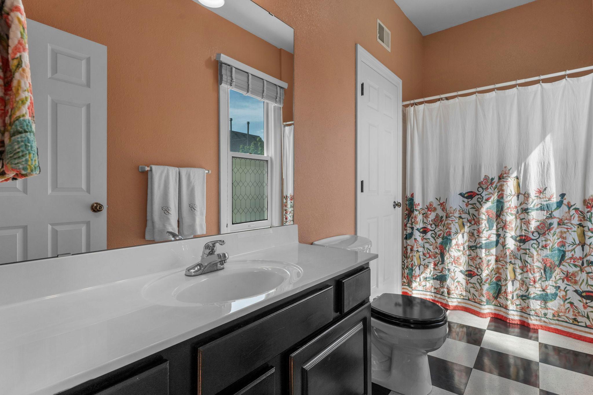 2439 Park Avenue Unit: F
