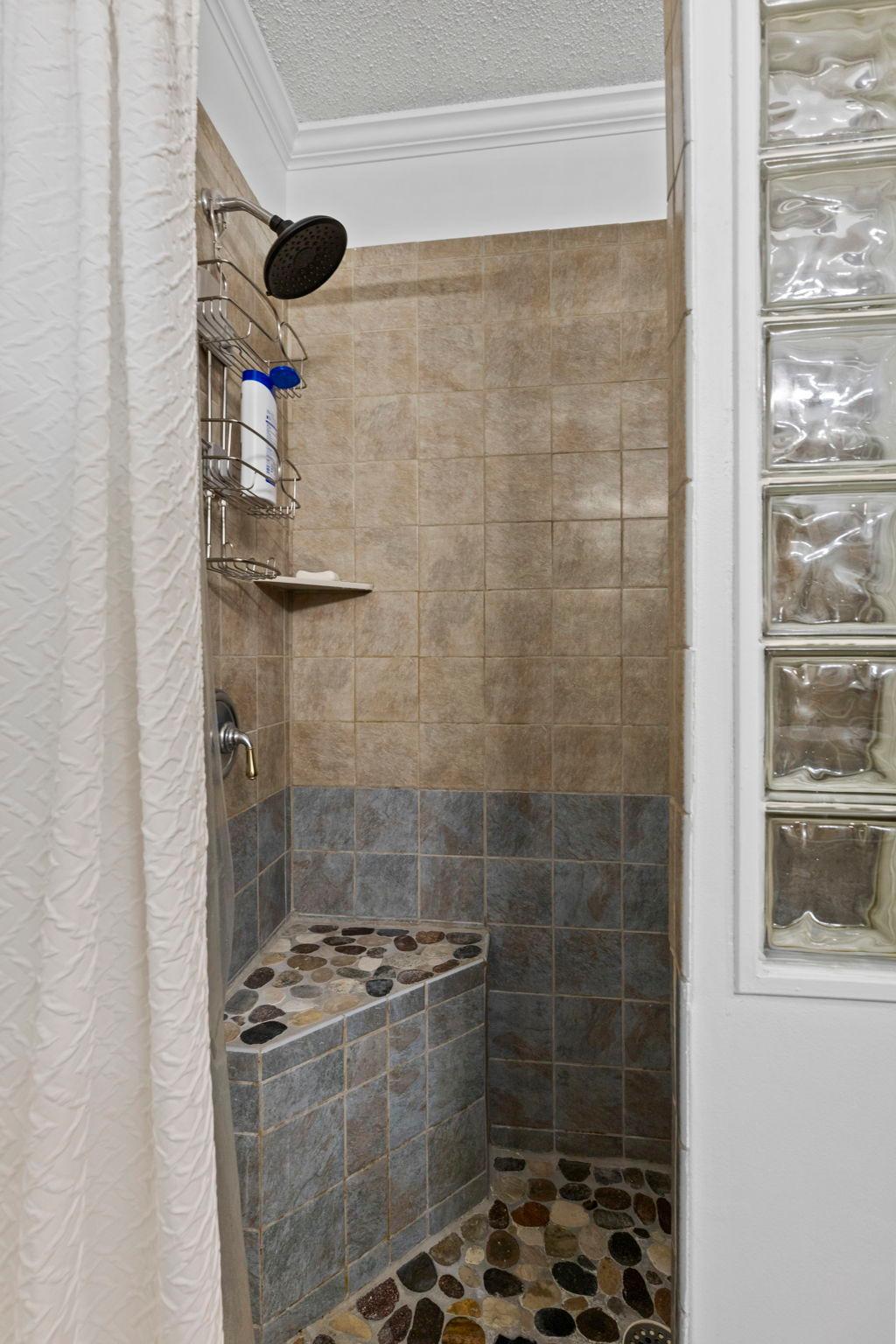 4801 190th Street W