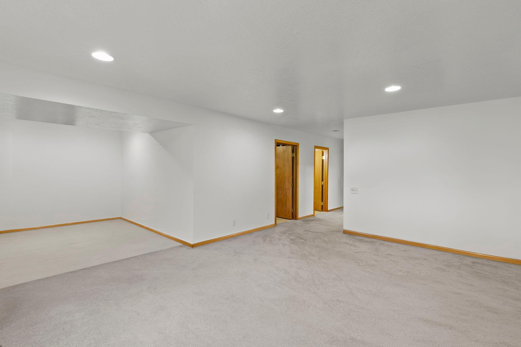 4801 190th Street W