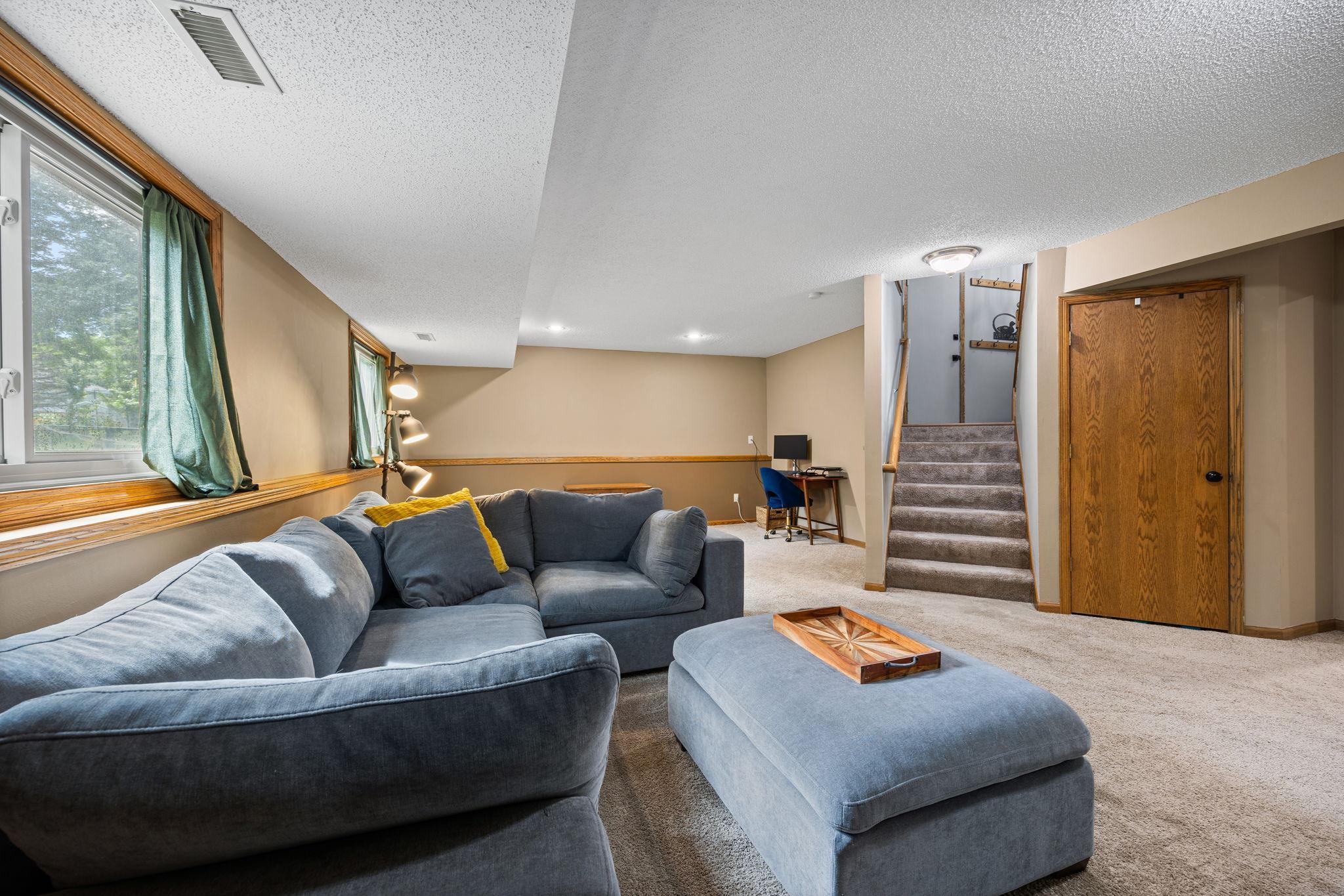 8455 174th Street W