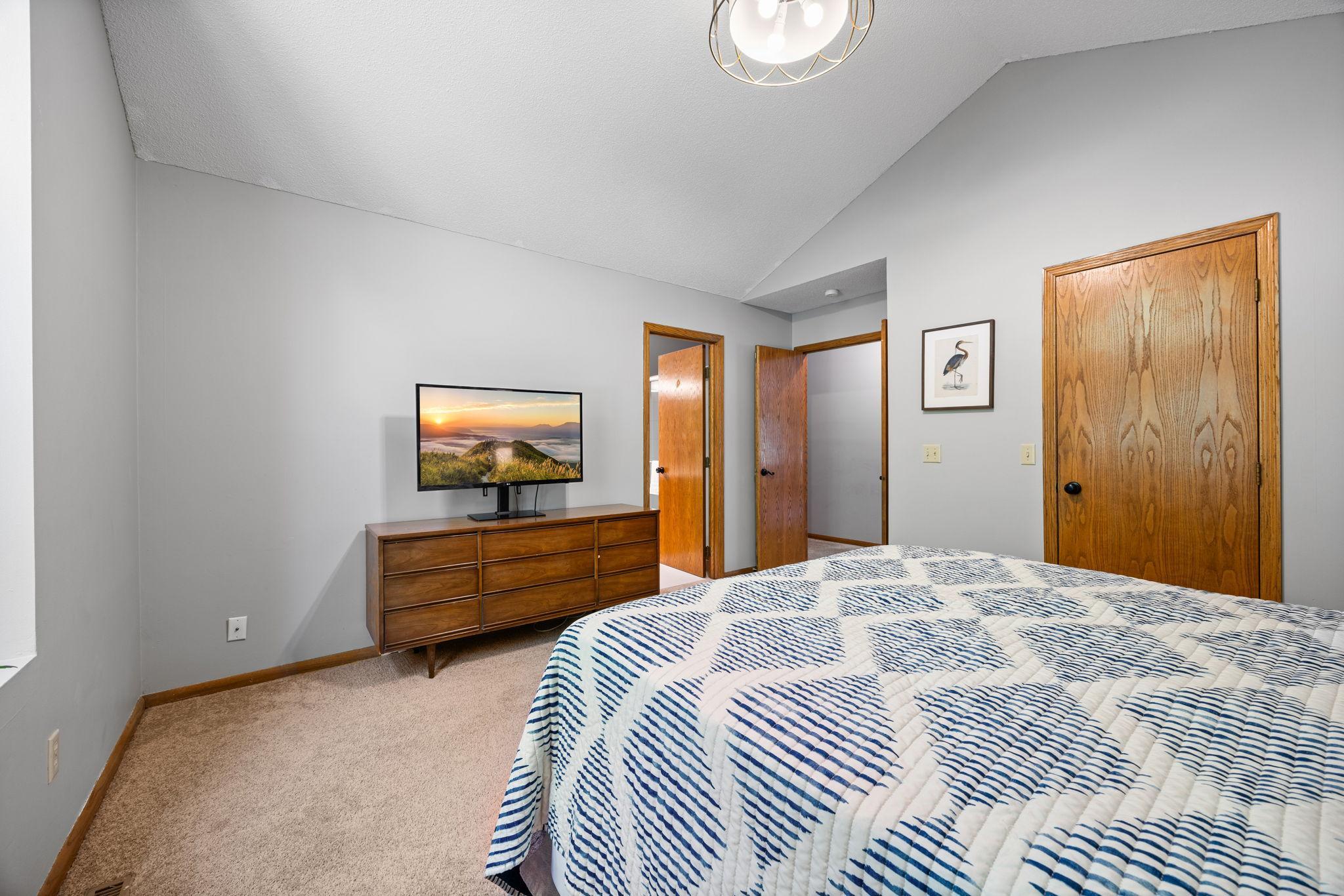 8455 174th Street W