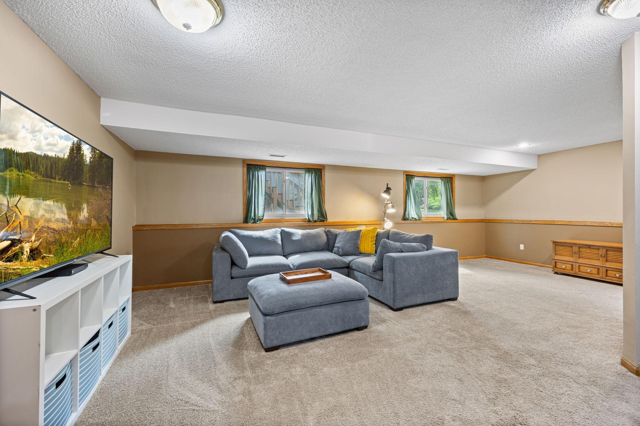 8455 174th Street W