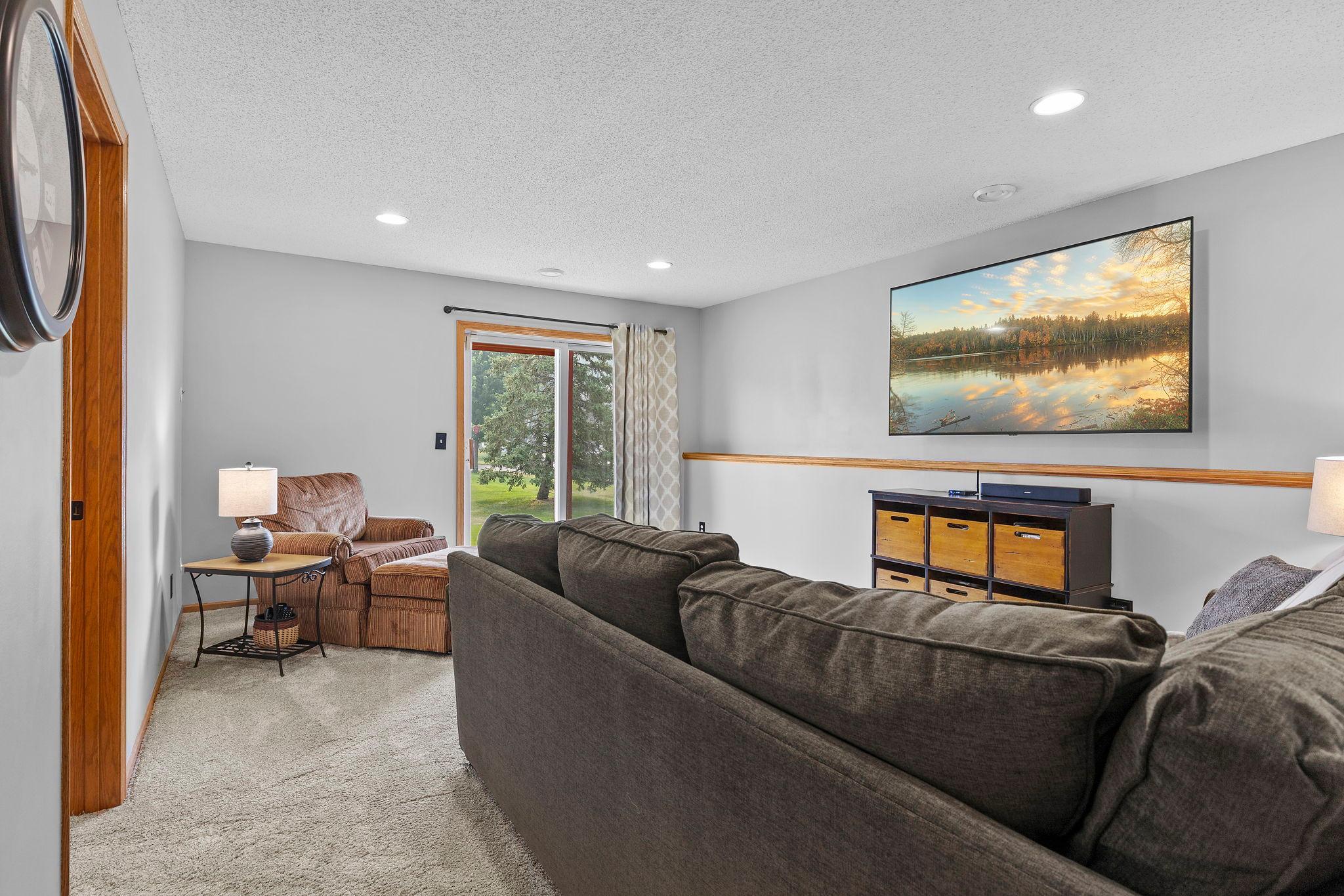 7527 Hampton Lane