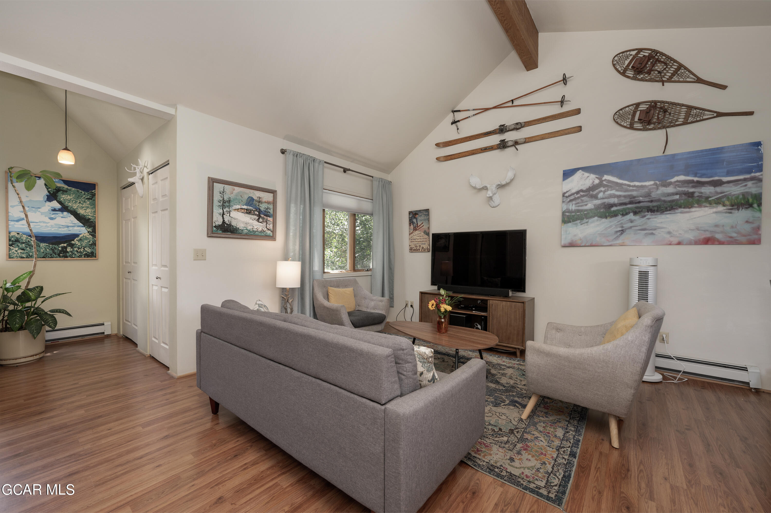 850 BADGER Lane Unit 2