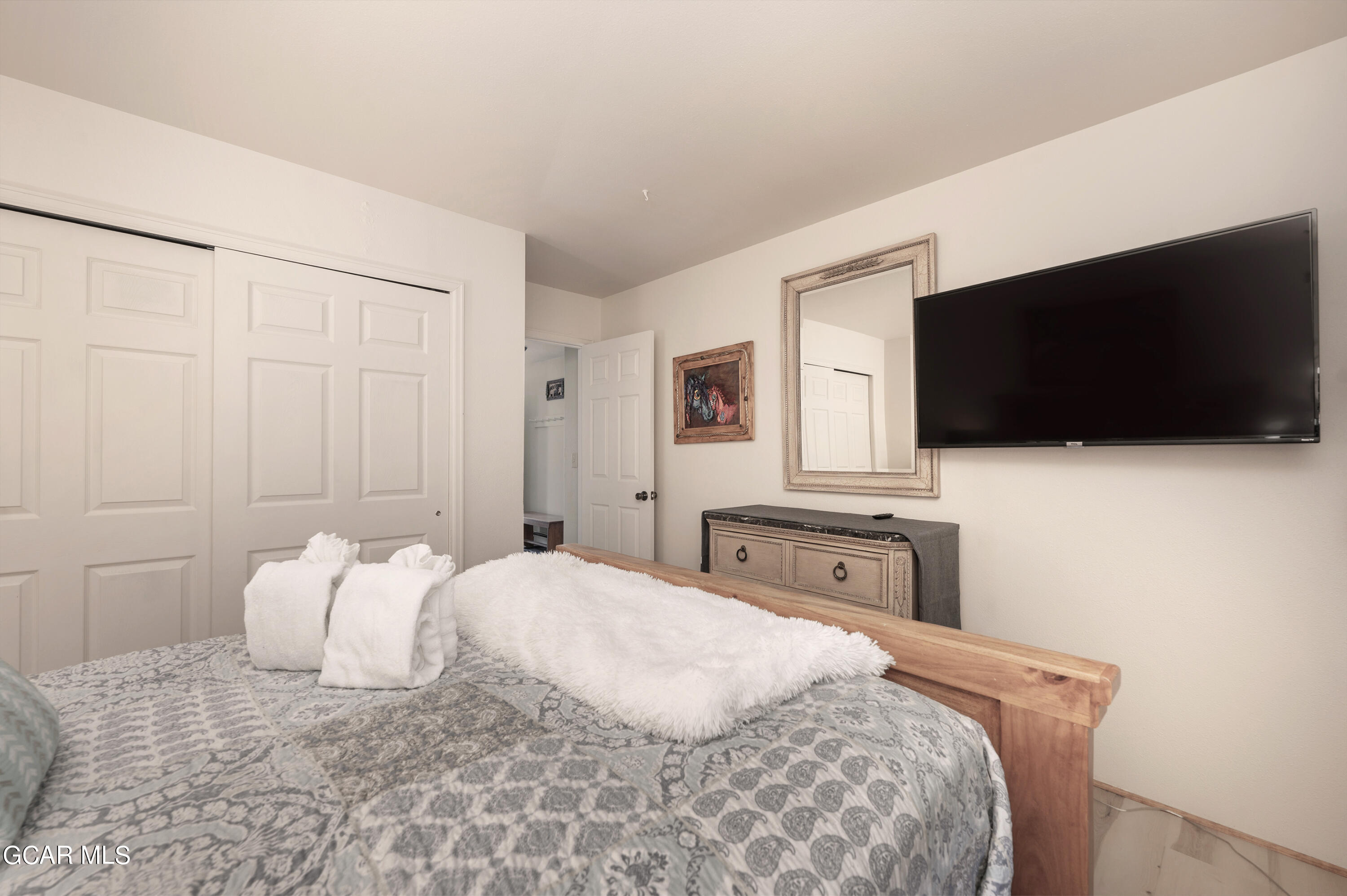 850 BADGER Lane Unit 2